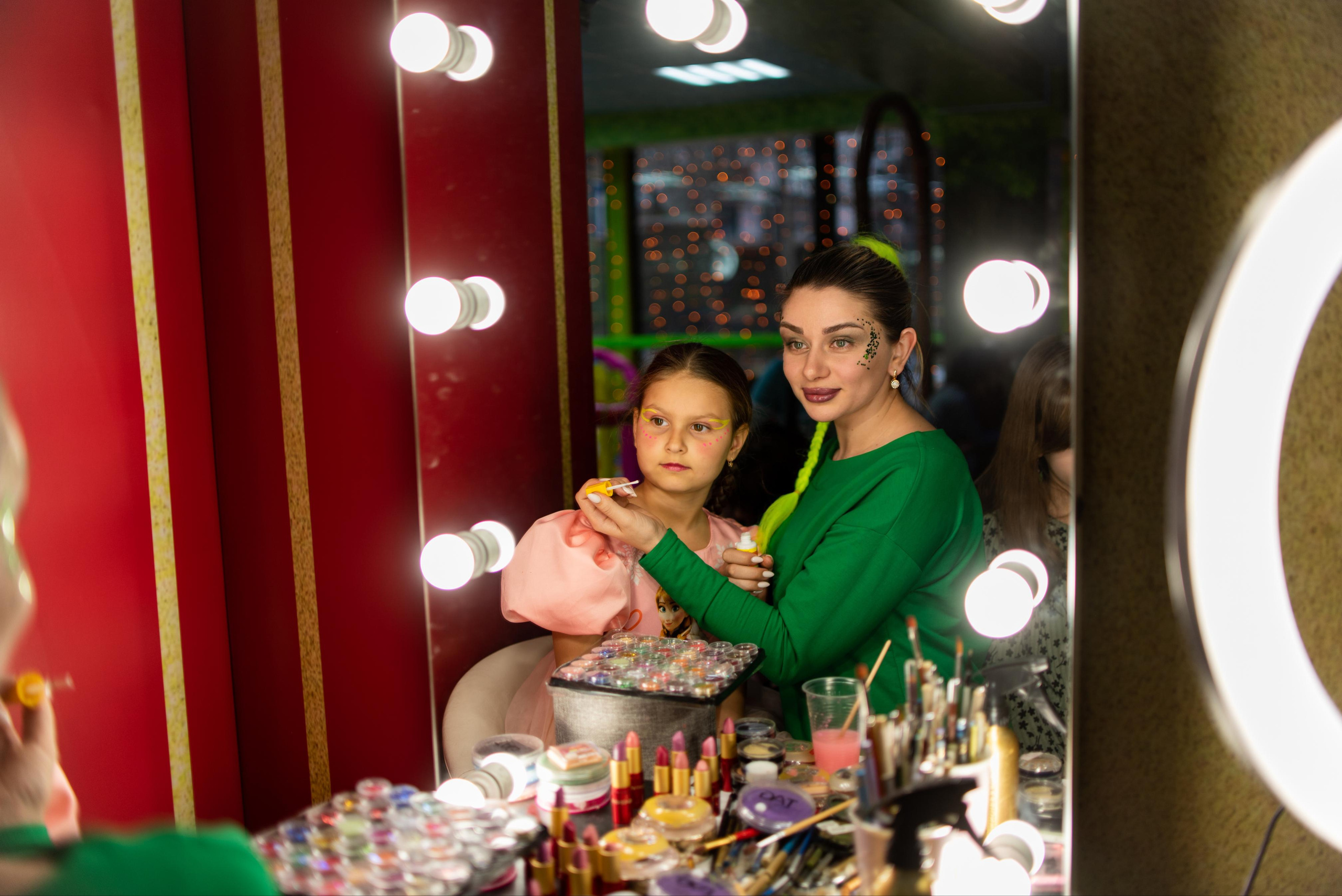 Вечеринка подружек. Игровая «Лес чудес». Семейный и свадебный фотограф в Феодосии и Коктебеле