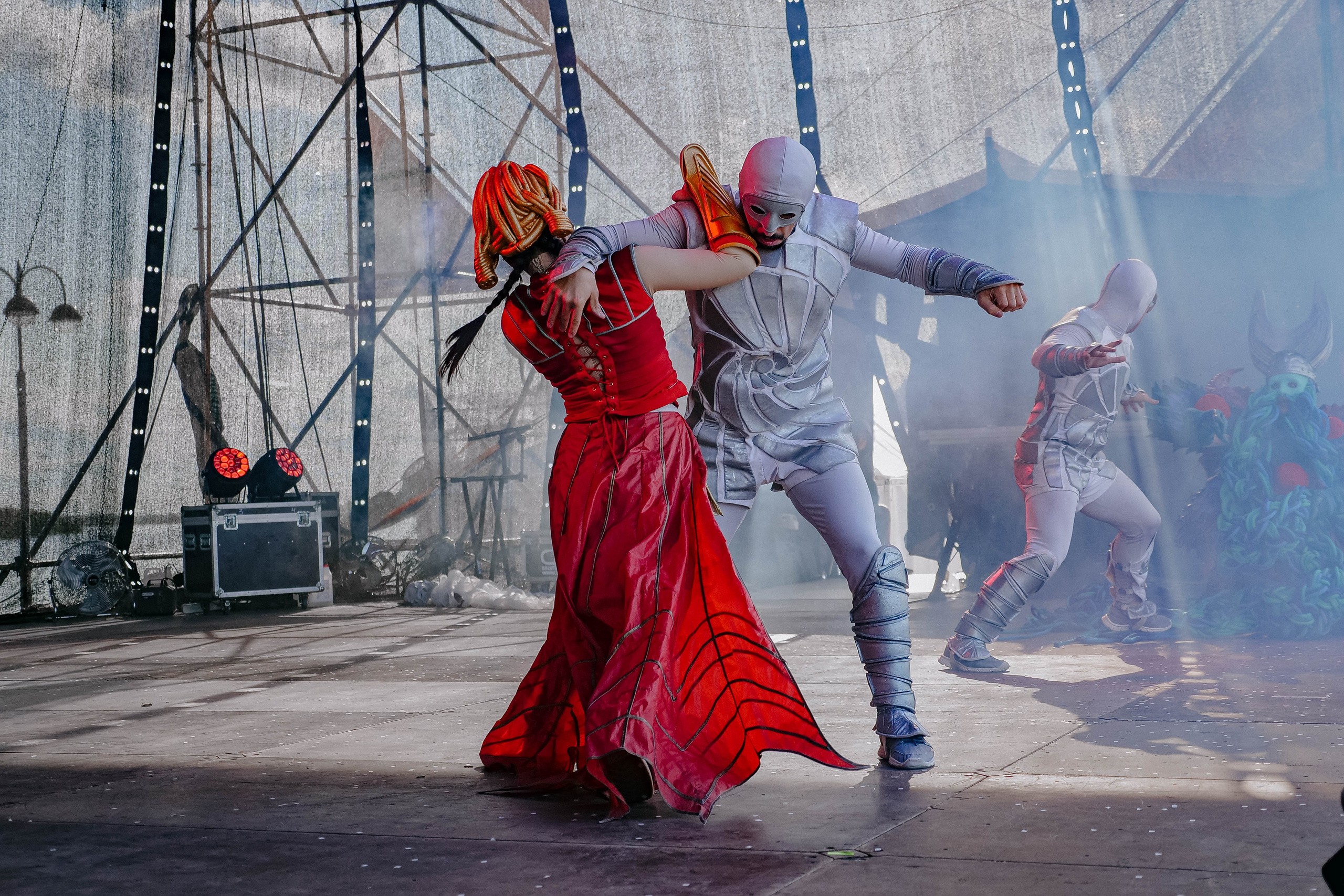 Театр «Трикстер» в Нижневартовске. Фотограф / видеограф в Москве и Сочи Sofia Riversong