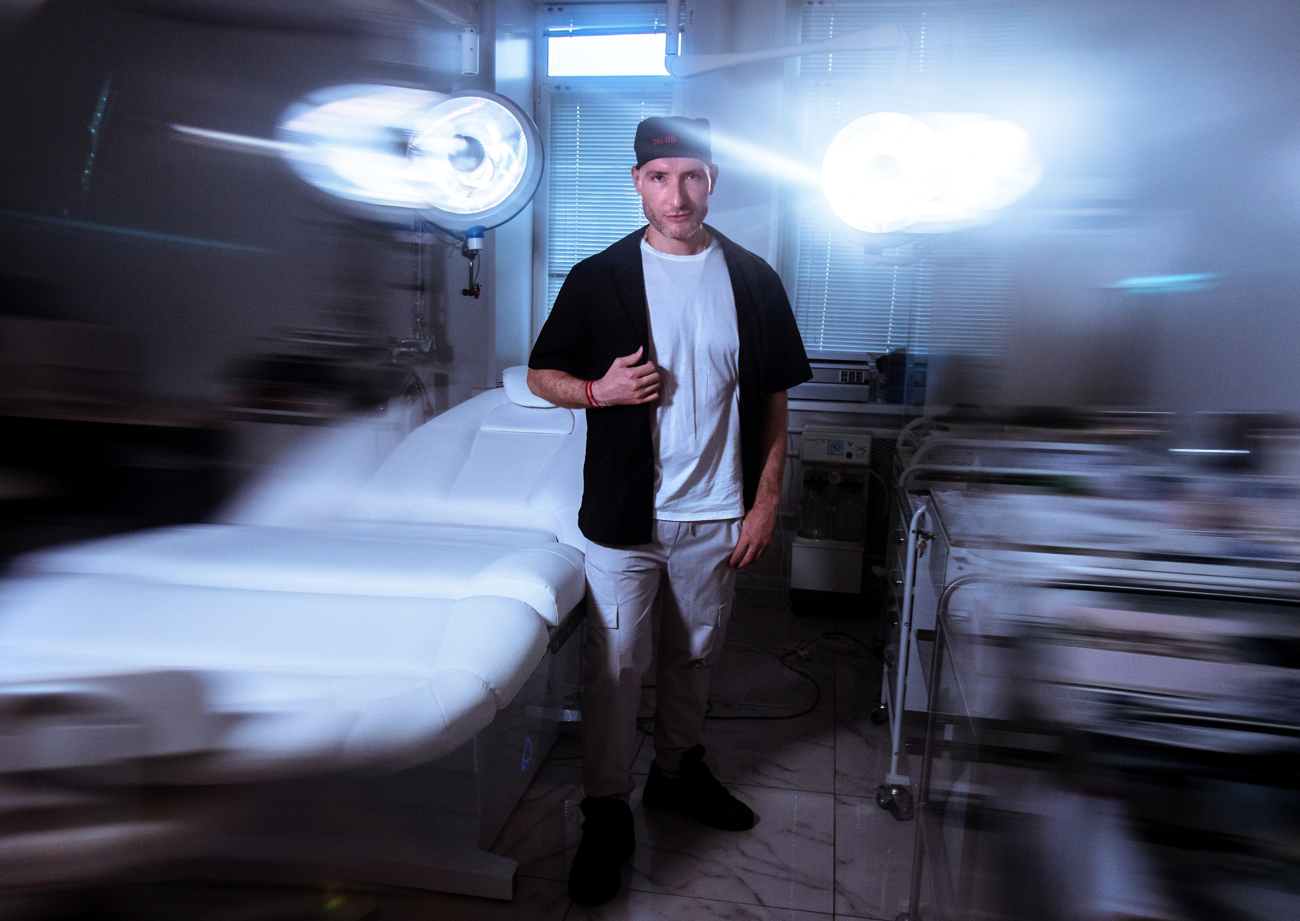 Пластический хирург. Фотограф Мария Винницкая