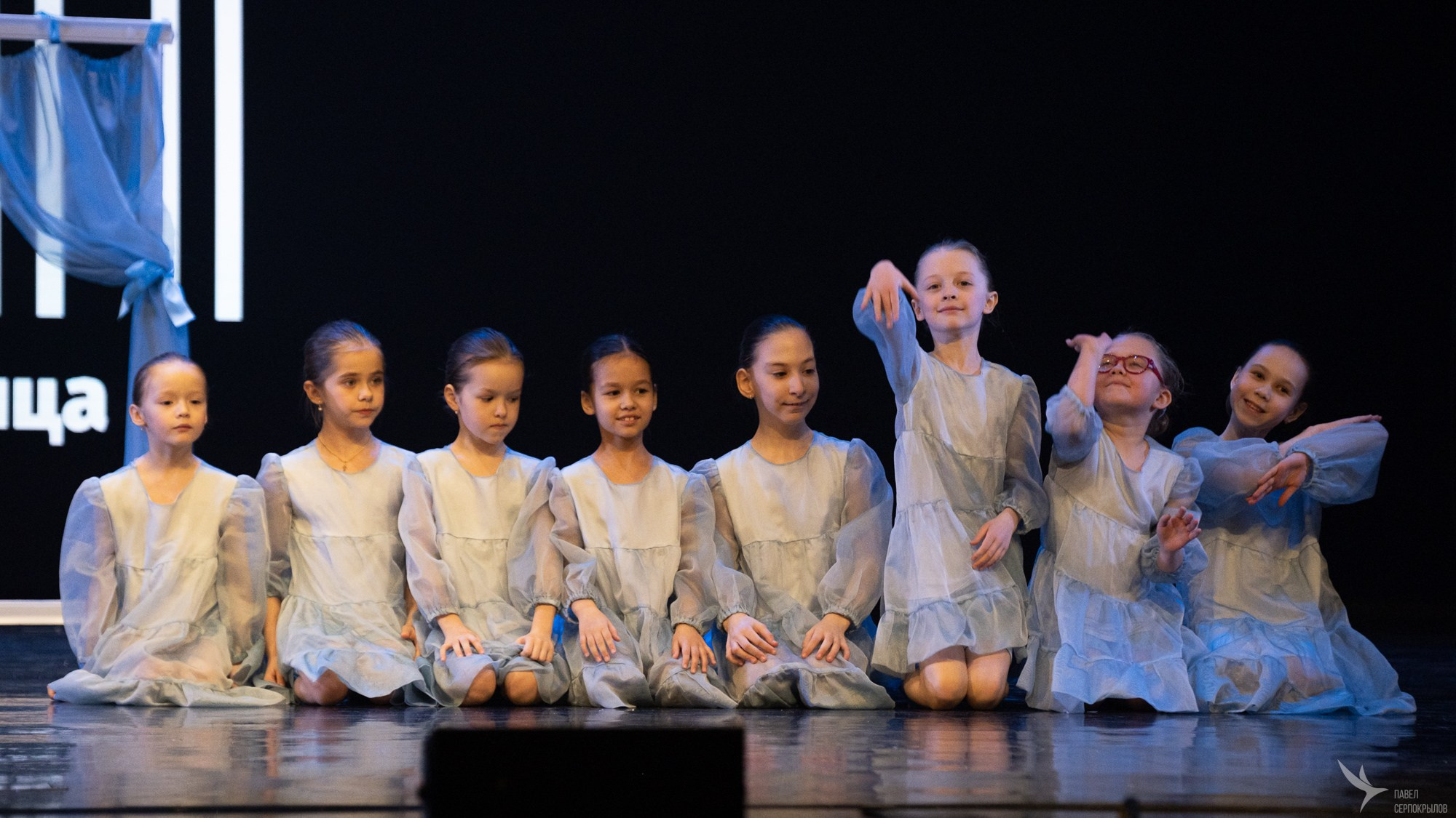 Отчетный концерт студии танца «ШАГ». Репортажный фотограф в Казани Павел Серпокрылов