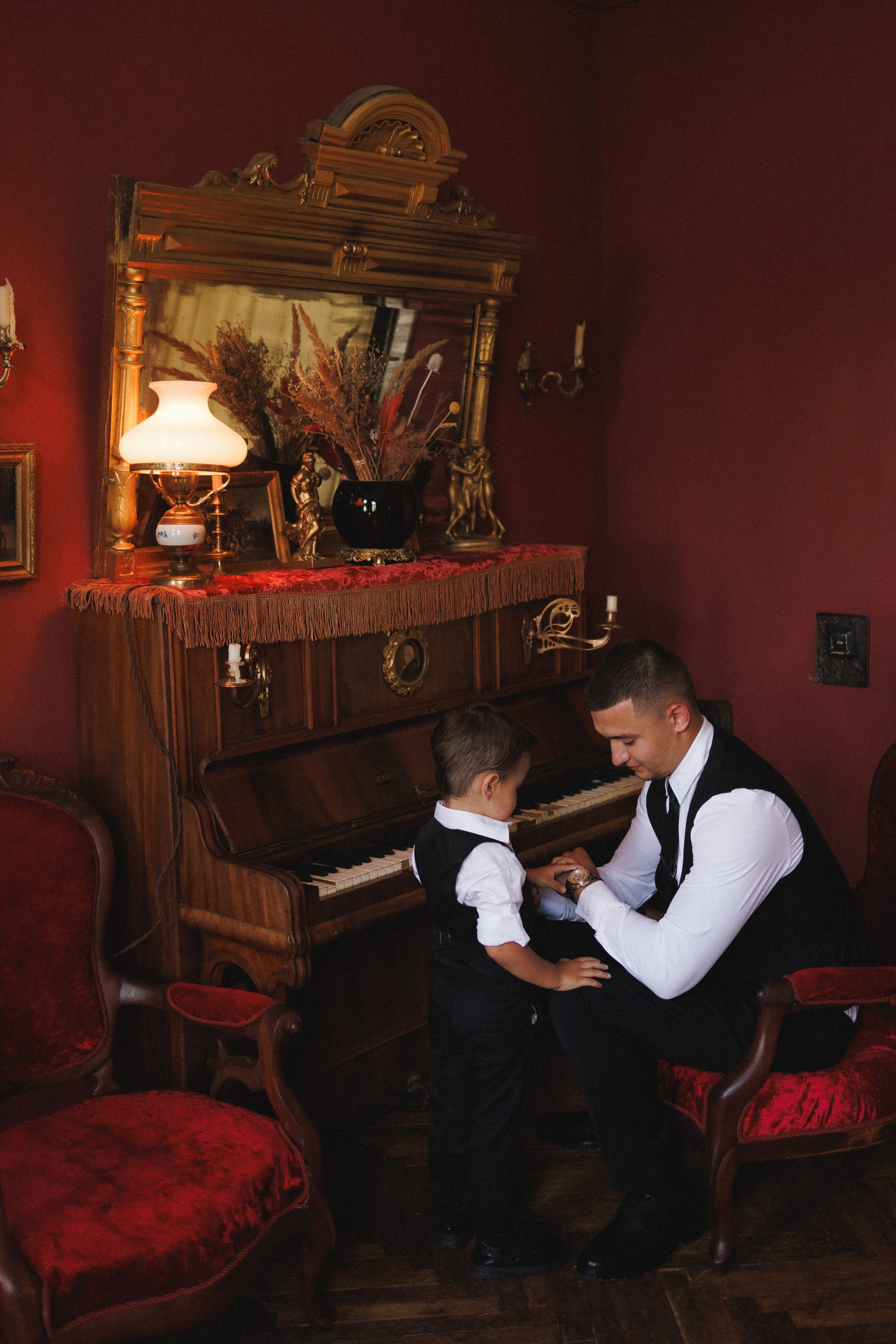 Семейная фотосессия в ретро стиле, фотостудия «Ретроград», город Краснодар. Семейный и детский фотограф в Краснодаре Анна Трашкова