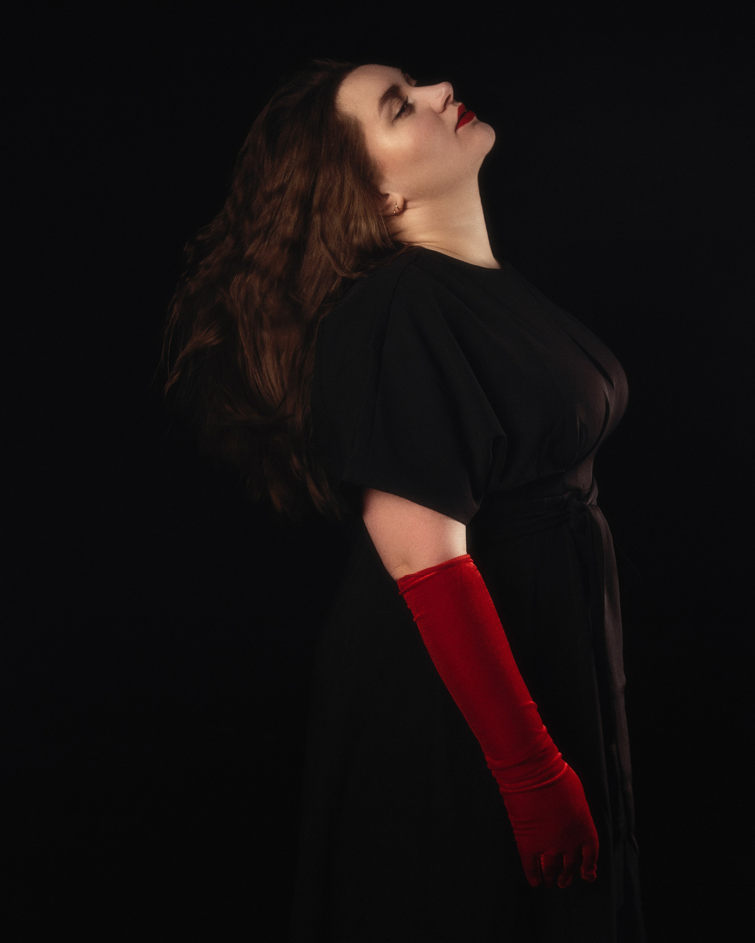 Лиза. Креативный фотограф и ретушёр в Омске