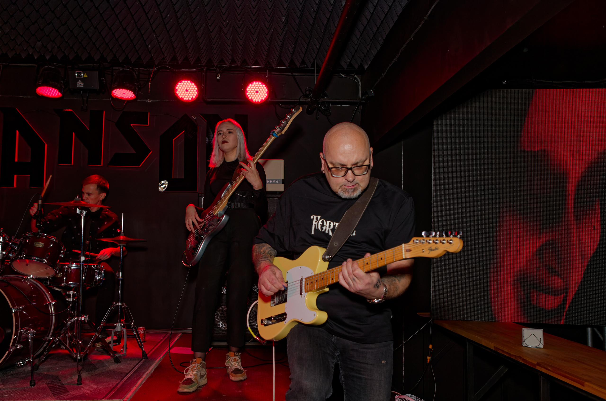 «Страшная вечеринка». Кутузов Евгений Фотограф в Южно-Сахалинске