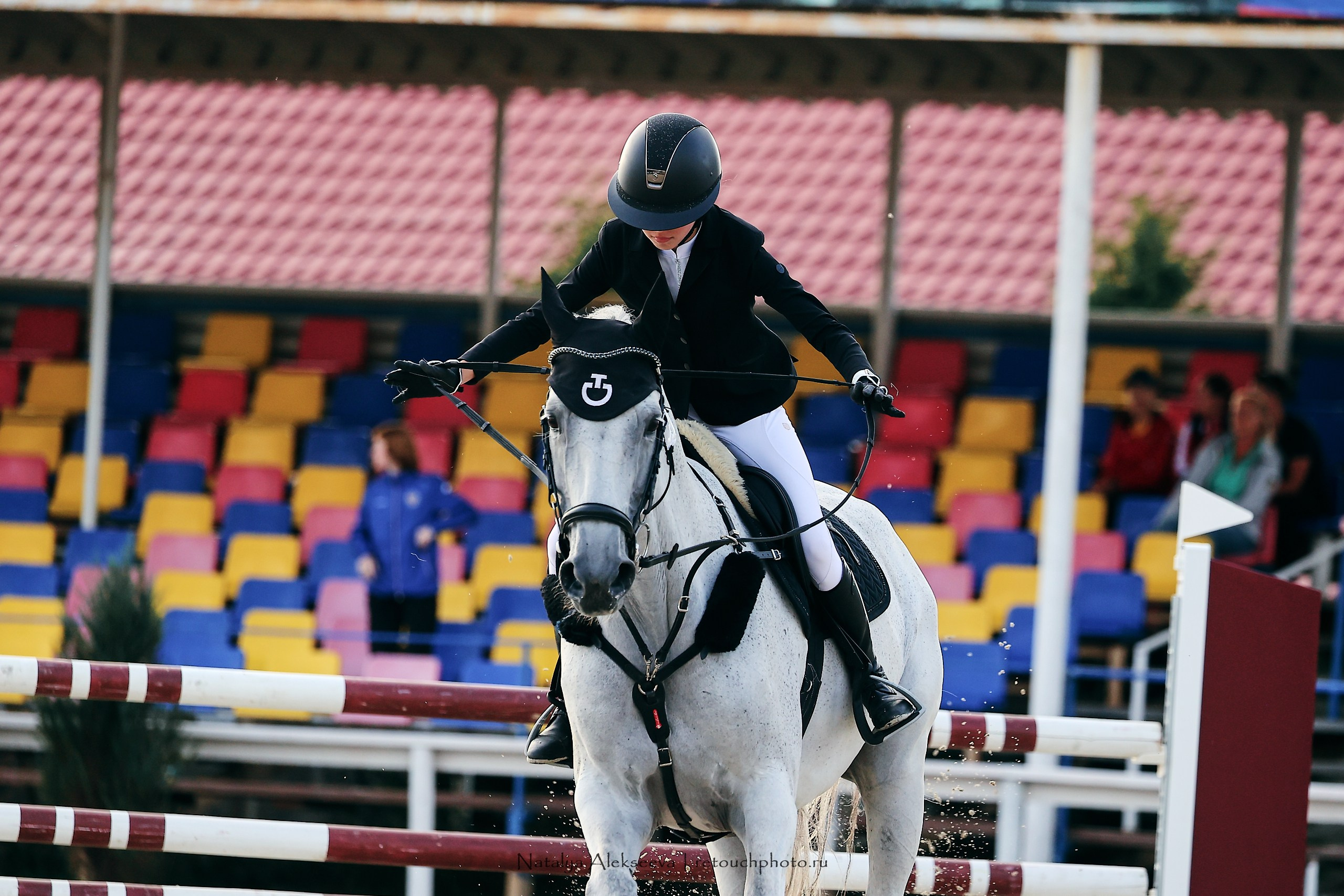Лично-Командное Первенство России по конкуру, КСК Конаковские конюшни | 08'2023. Репортажный фотограф и ретушер в Москве Наталья Алексеева