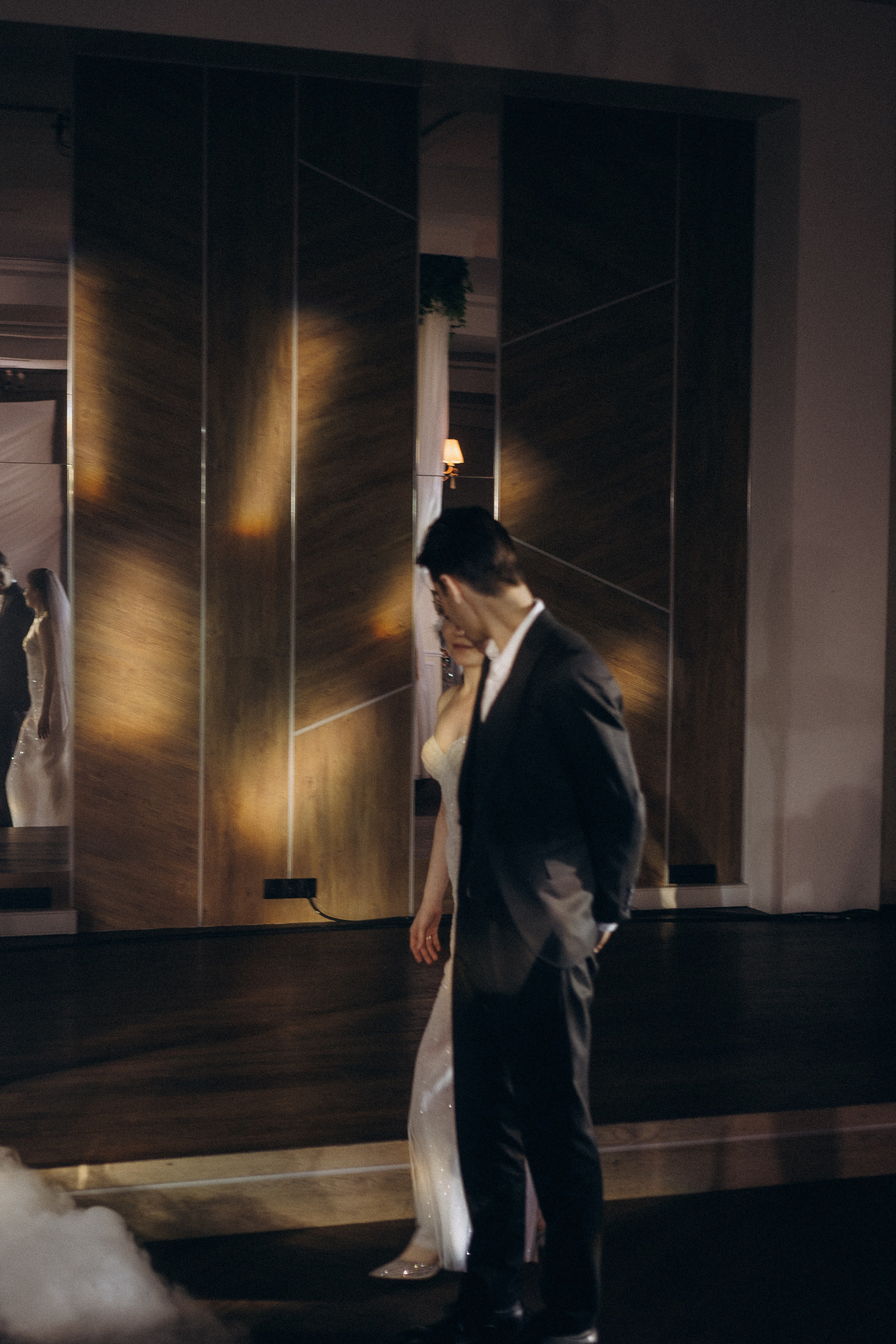 СВАДЕБНАЯ СЬЕМКА СБОРОВ В ОТЕЛЕ И ВЫЕЗД НА ЦЕРЕМОНИЮ (СНЯТО В СИБИРЕ В НИЖНЕВАРТОВСКЕ). Профессиональный фотограф, Санкт-Петербург — Виктория Богомолова