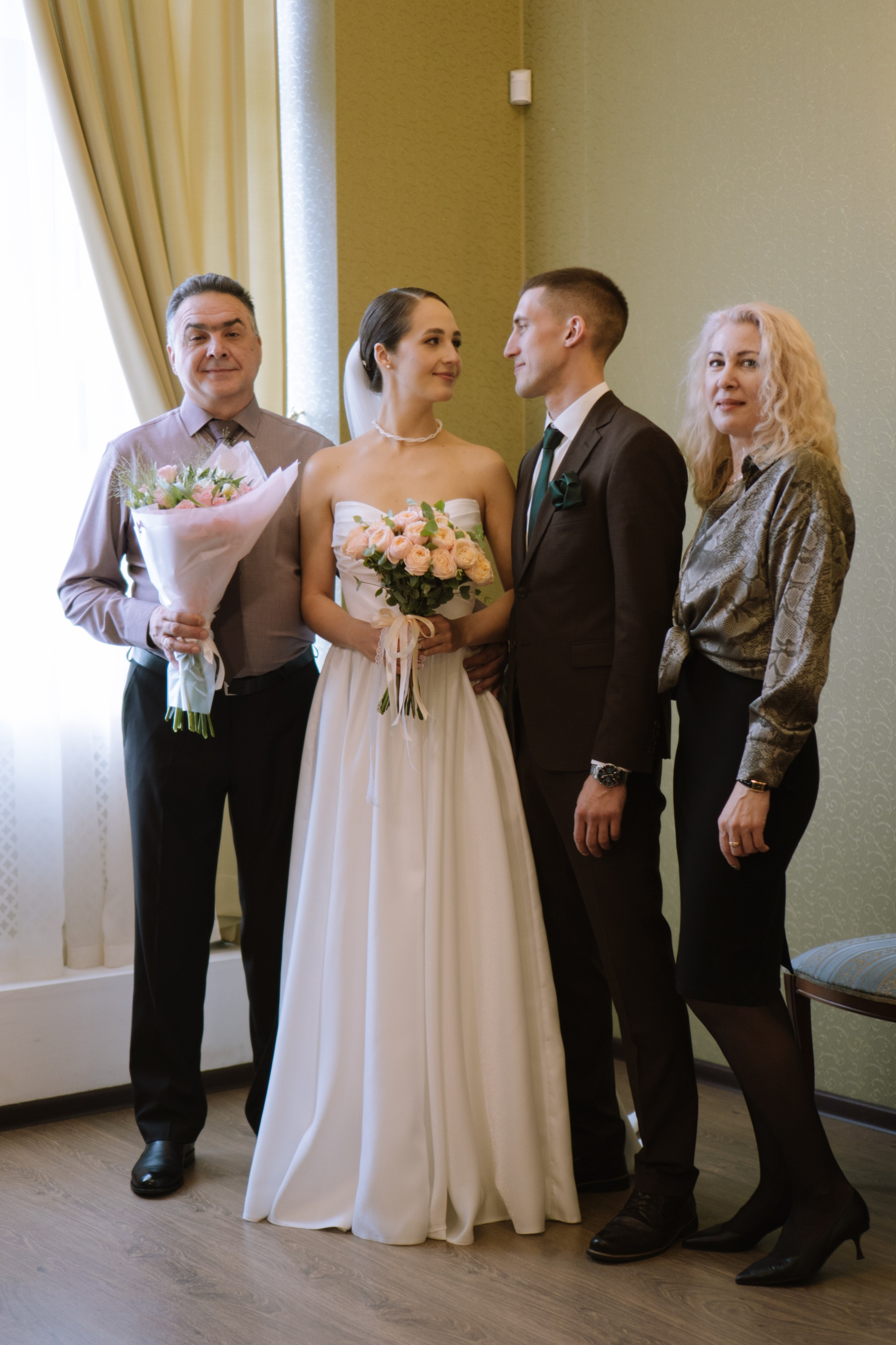 ЗАГС И ПРОГУЛКА 2 ЧАСА. Профессиональный фотограф, Санкт-Петербург — Виктория Богомолова