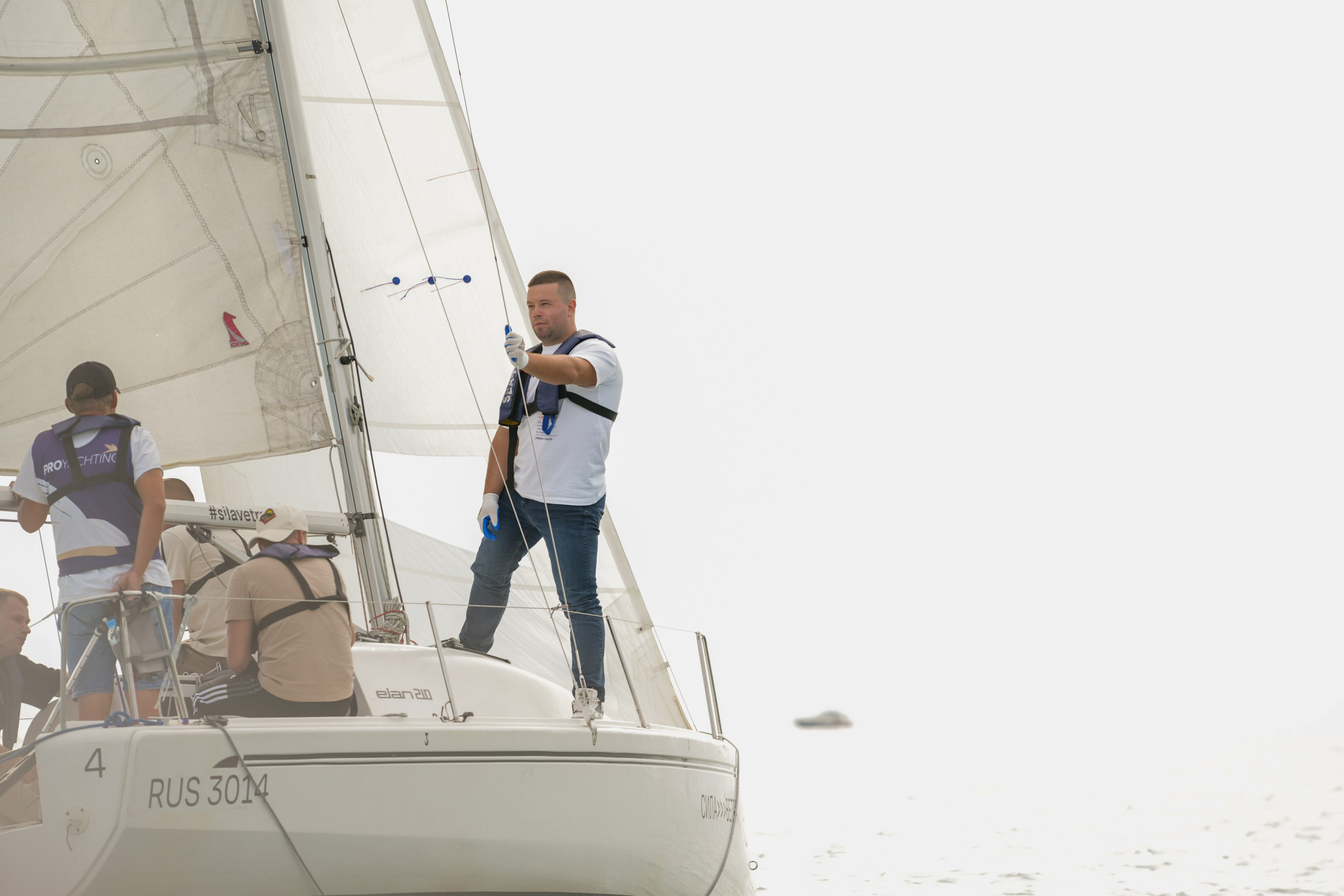 Яхтенная регата для компании Агрегатка. Репортажный фотограф в Красной Поляне и Сочи Павлюченко Екатерина