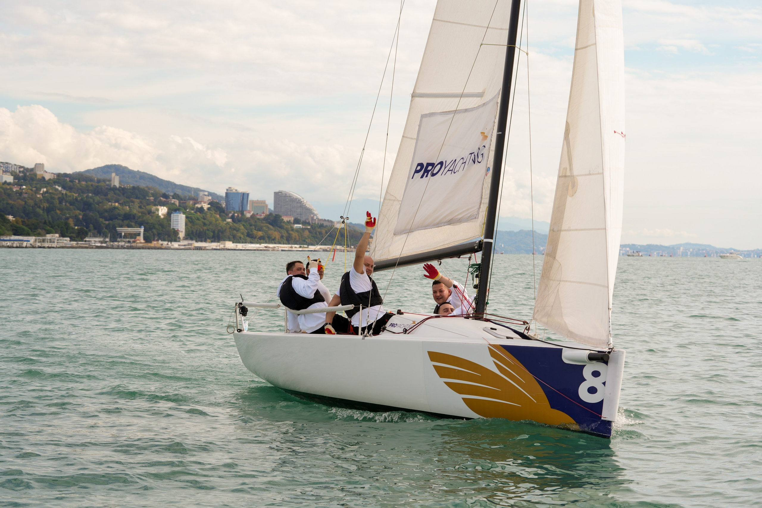 Яхтенная регата для компании Агрегатка. Репортажный фотограф в Красной Поляне и Сочи Павлюченко Екатерина