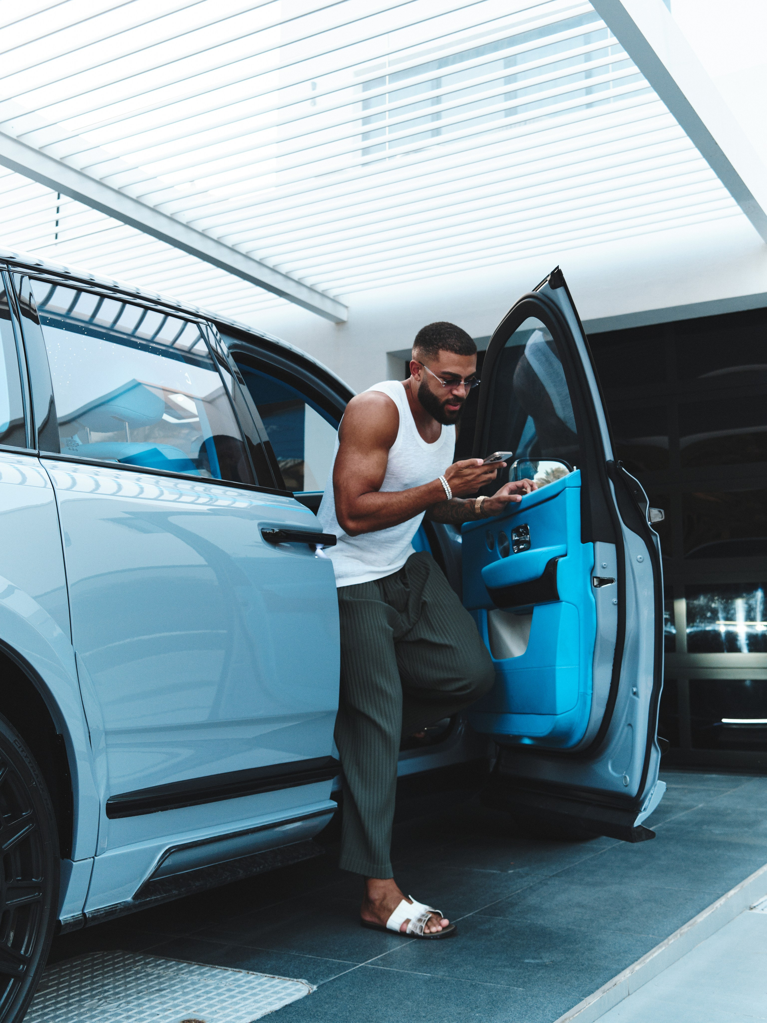 Samuel Onuha & Ruben Onuha. NOIZOMAX Художественный фотограф в Дубай