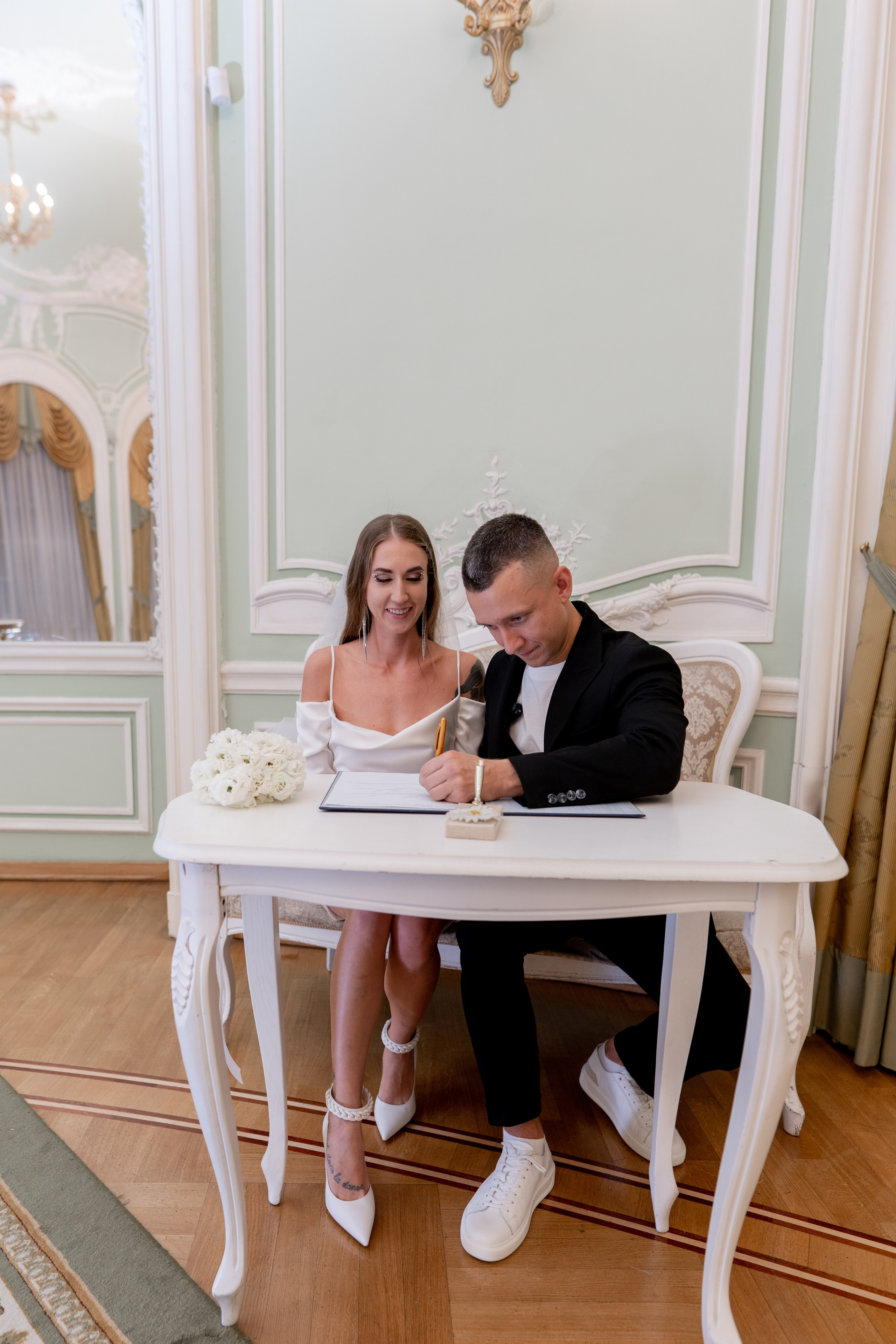 Свадебная фотосессия актеров театра. Свадебный фотограф Александр Невский в Санкт-Петербурге