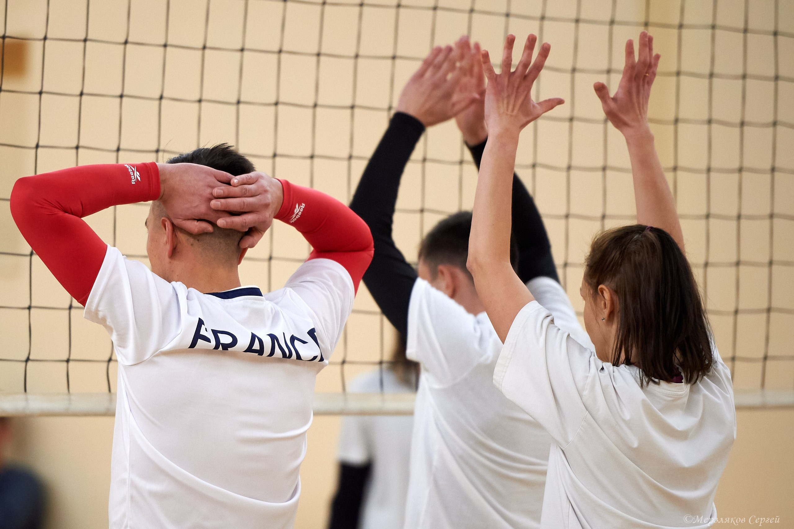Новогодний турнир по волейболу. Ижевск. 15.12.2023. Спортивный репортажный фотограф в Ижевске Сергей Мерзляков
