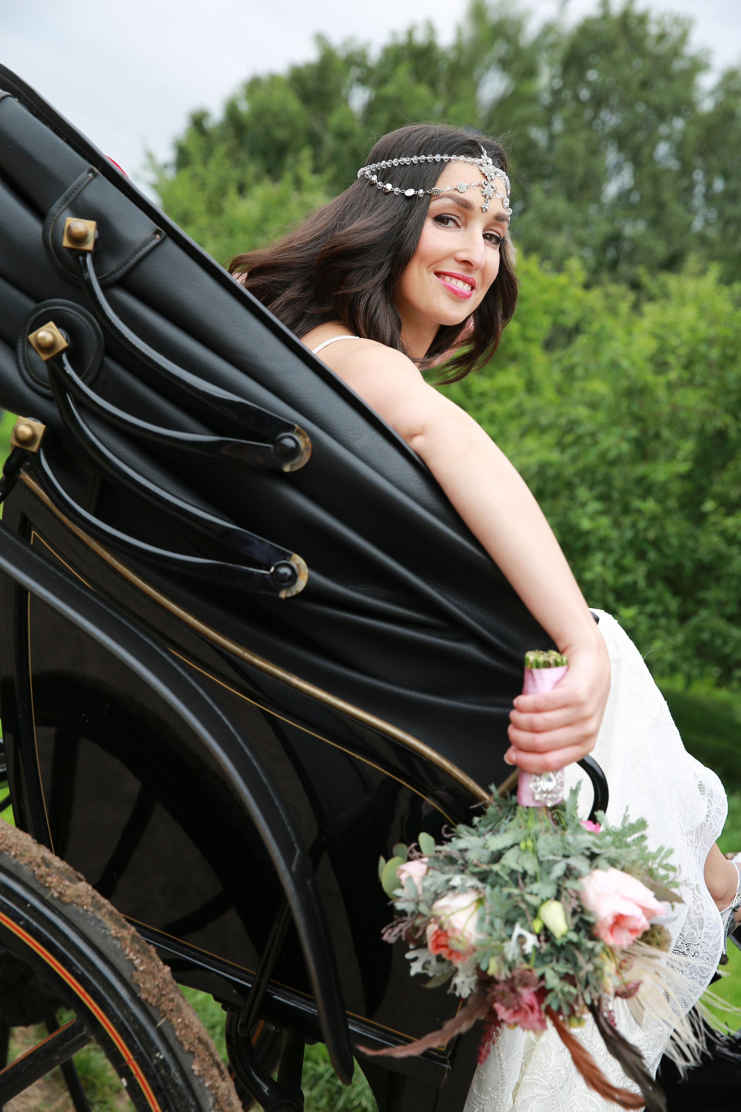 Нежная летняя свадьба Инны и Александра: фотосъёмка в парке. Фотограф в Москве Владимир Осиченко — портреты, мероприятия, репортажи