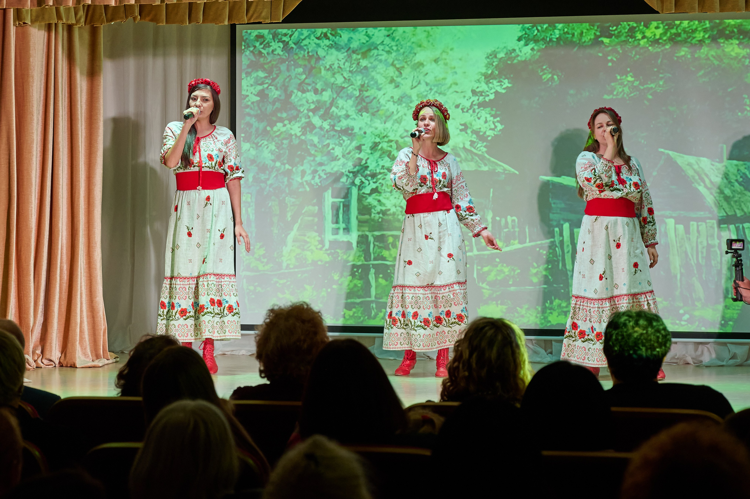 8 марта Виноградный. Жизнь курорта Кабардинка в фотографиях