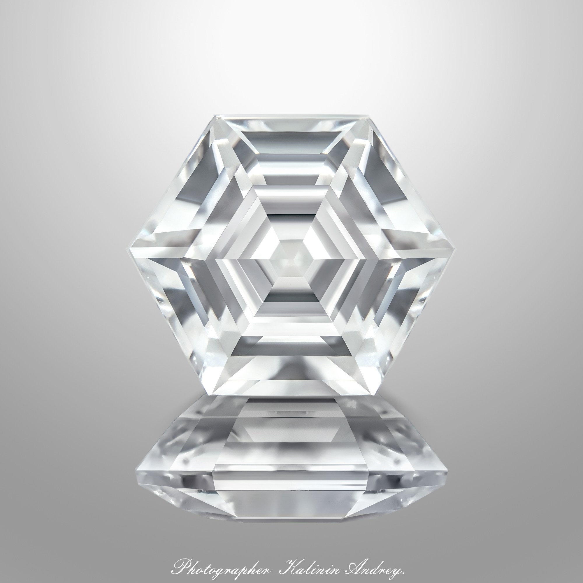 Фотографии в большом разрешении драгоценных камней на продажу купить тел +79 660 031 307. Высококачественная профессиональная рекламная фотосъёмка ювелирных украшений, драгоценных камней в Москве. Обучение, консультация