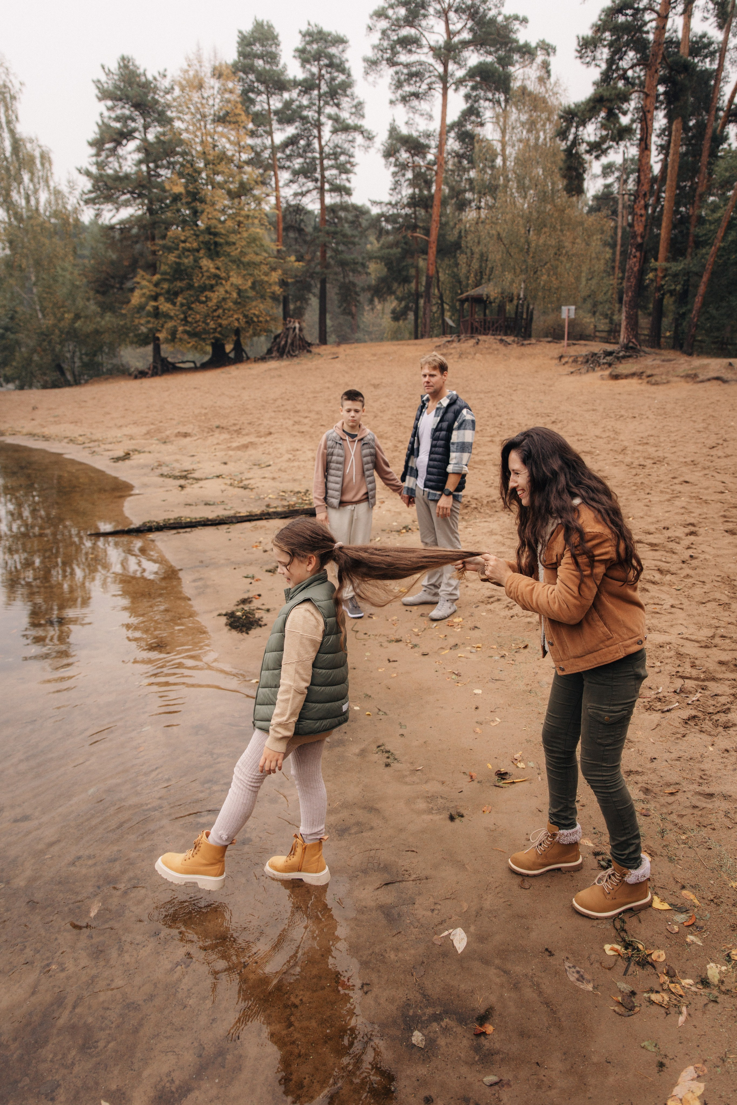 Алина, Саша, Андрей и Полина. Семейный фотограф В Москве Александра Дейкун