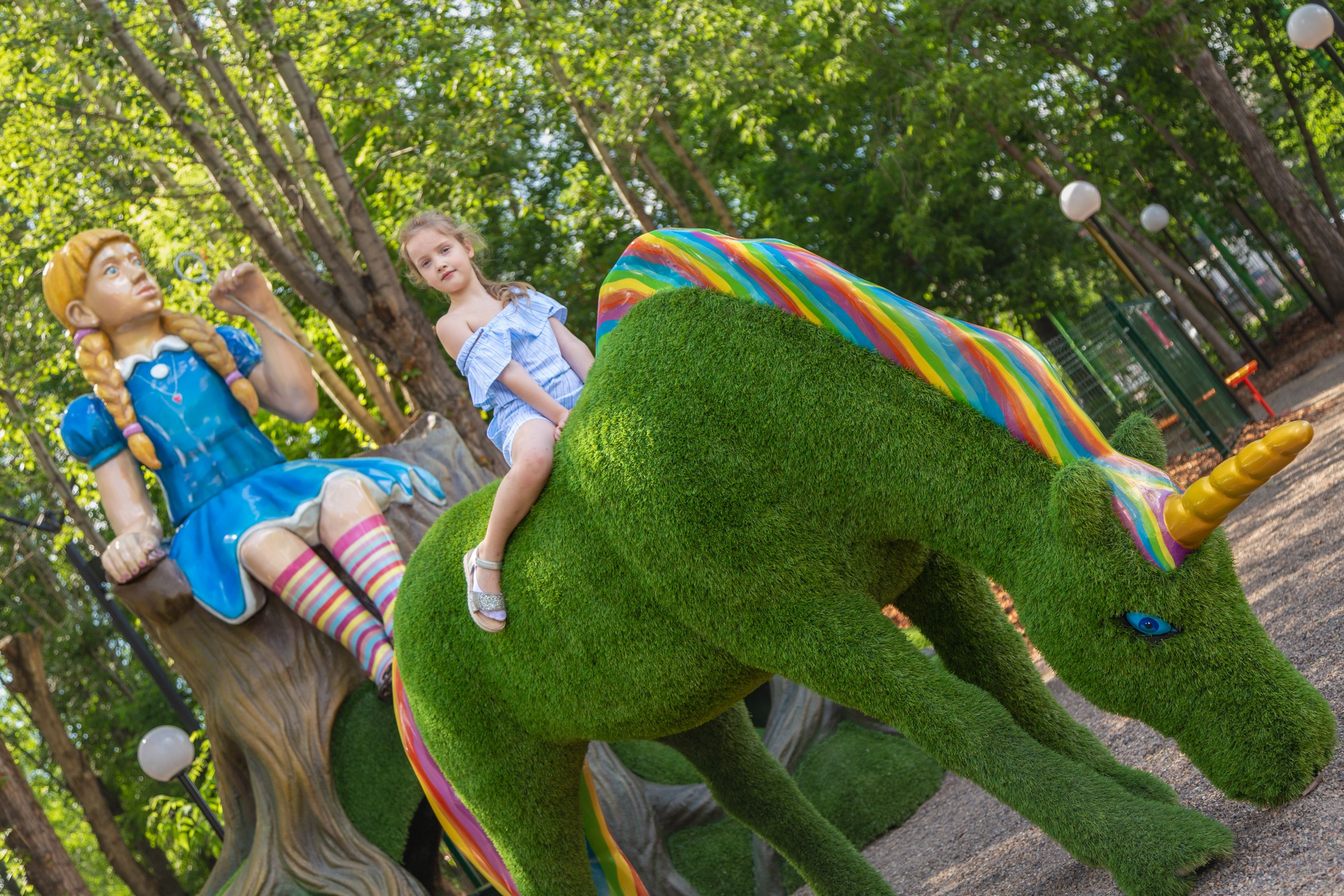 Парк Троя, г. Красноярск, аттракционы. Интерьерный фотограф и ретушер в Красноярске Денис Антропов
