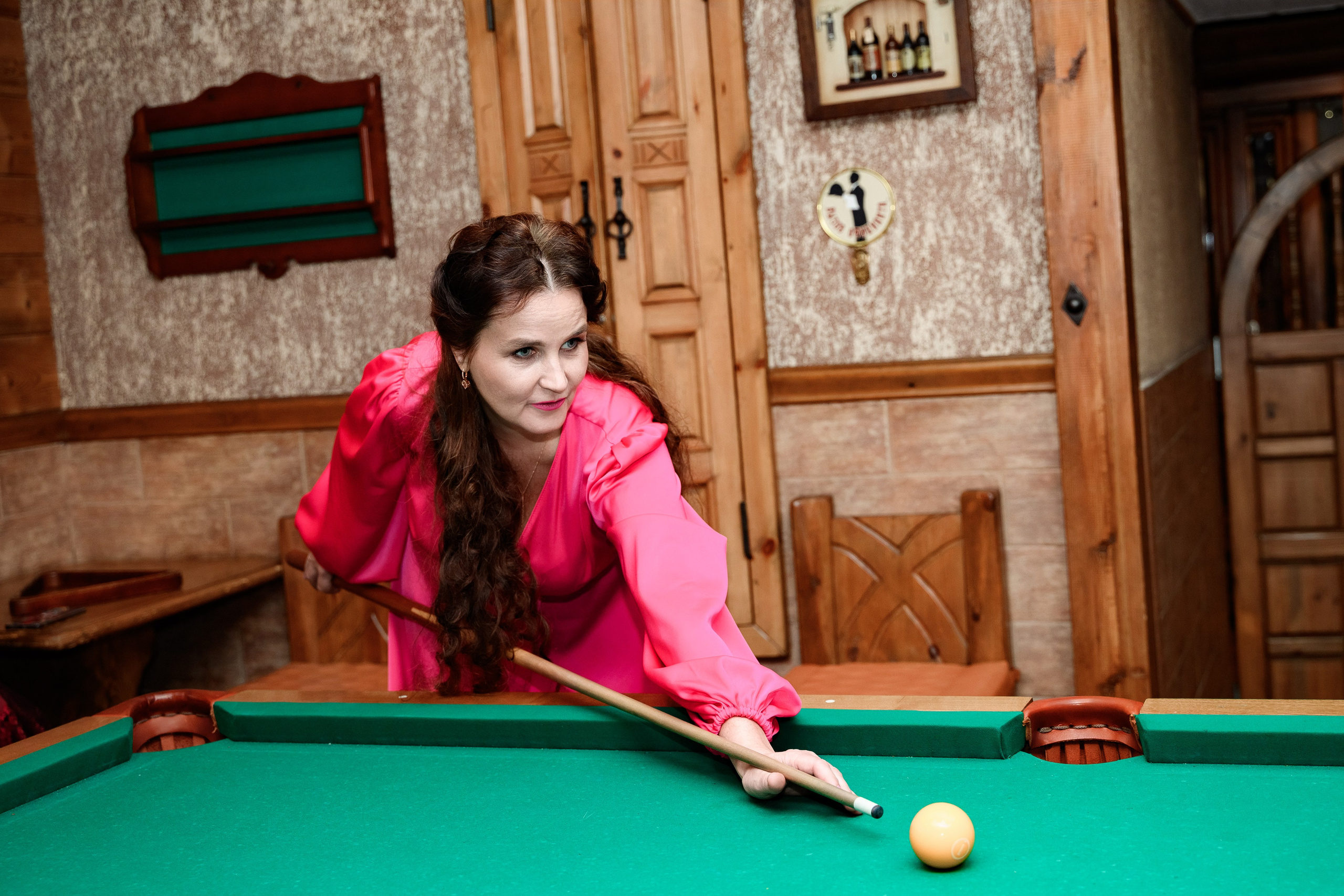 Профессиональная репортажная фотосъёмка юбилея в ресторане в Санкт-Петербурге.