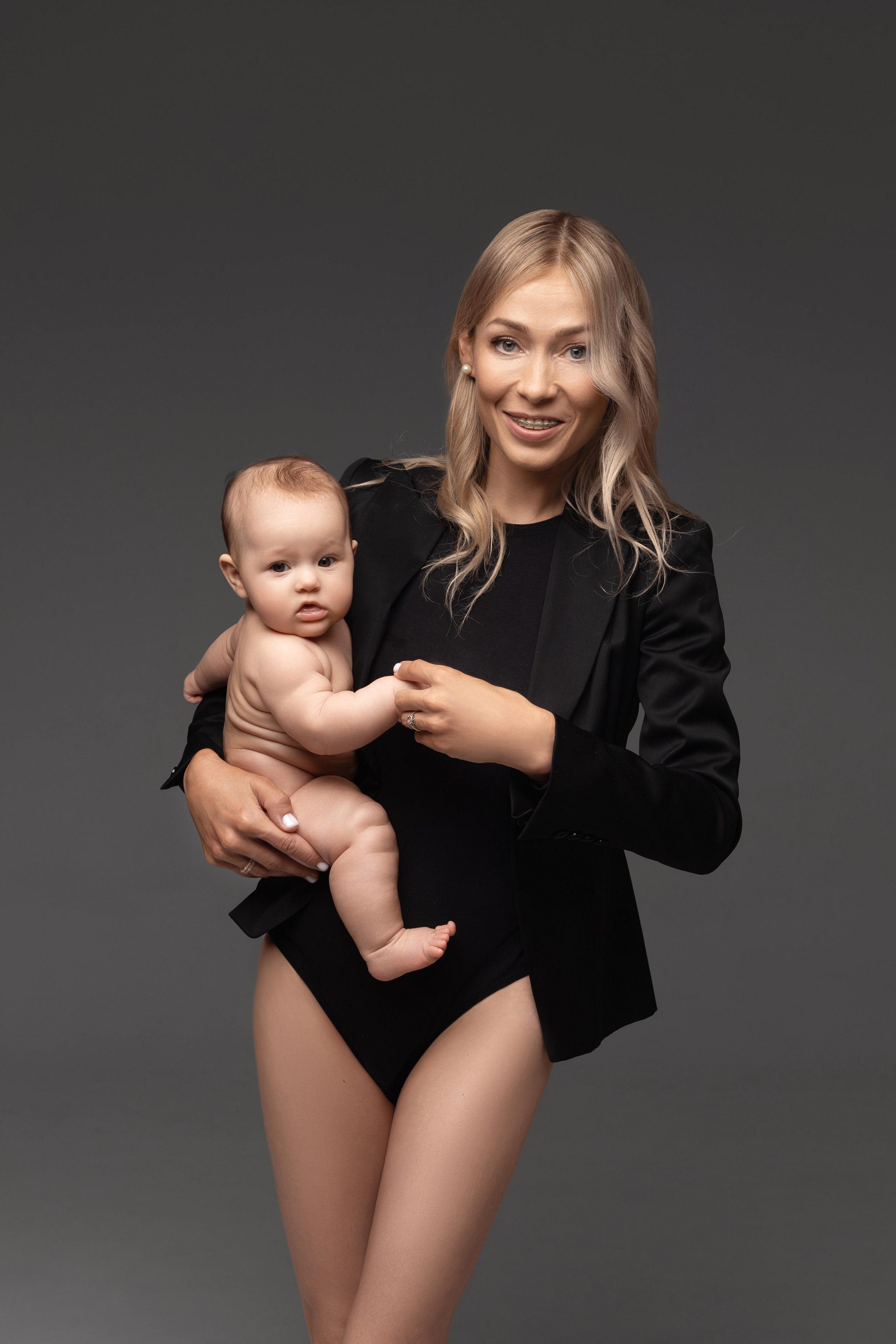 Мама и малыш. Фотограф новорожденных Модяева Ирина