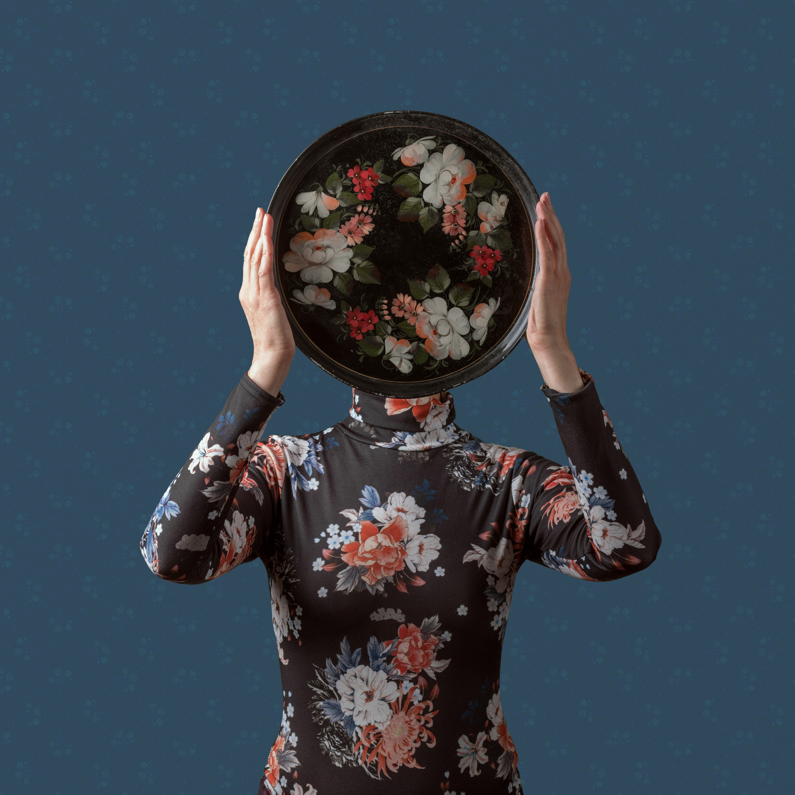 Одиночные работы. Алёна Ивочкина — концептуальный фотограф