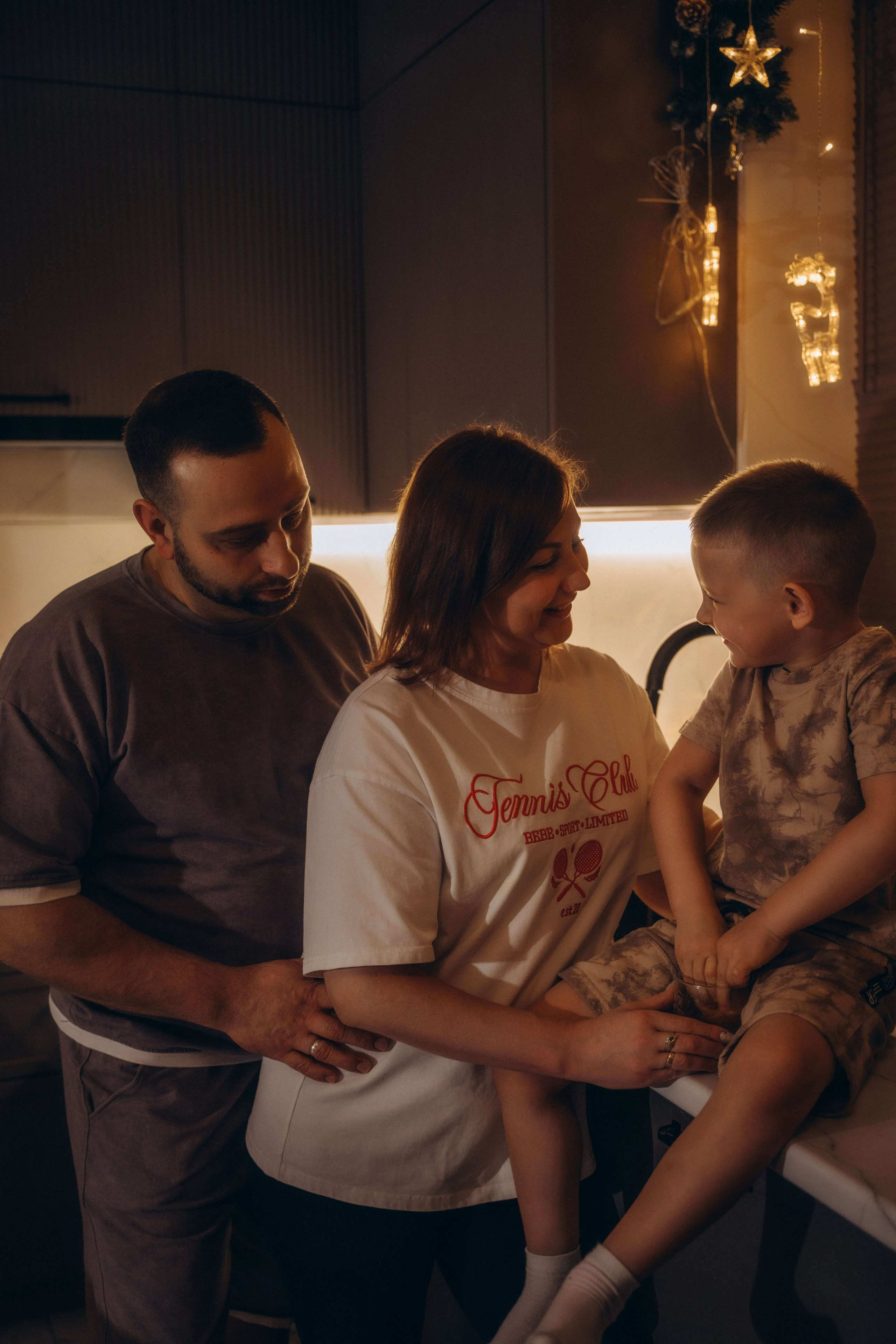 Семья Киприяновы, Новый год дома. Семейный фотограф в Белгороде Амелина Алина