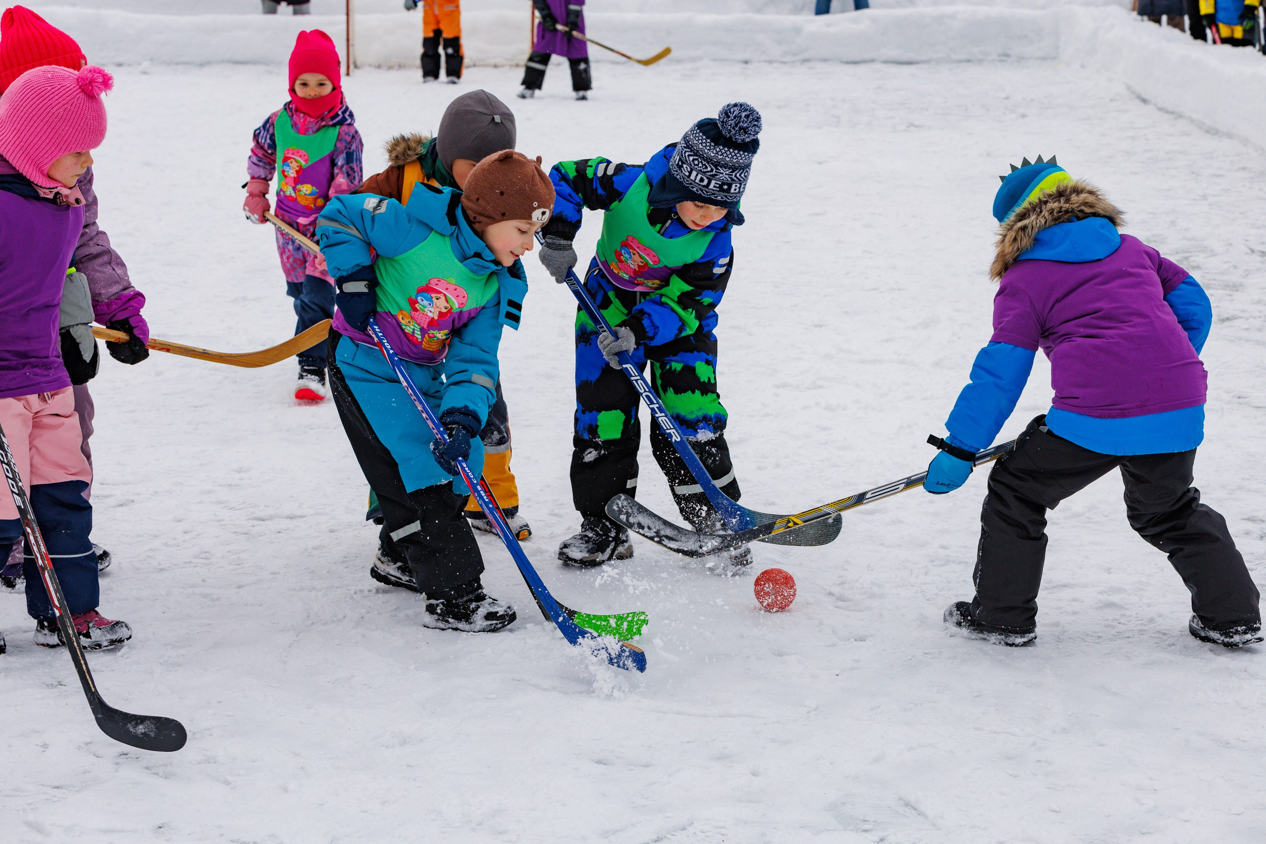 XIII чемпионат  по «ХОККЕЮ В ВАЛЕНКАХ». Свадебный, семейный и репортажный фотограф в Южно-Сахалинске Артур Петросян