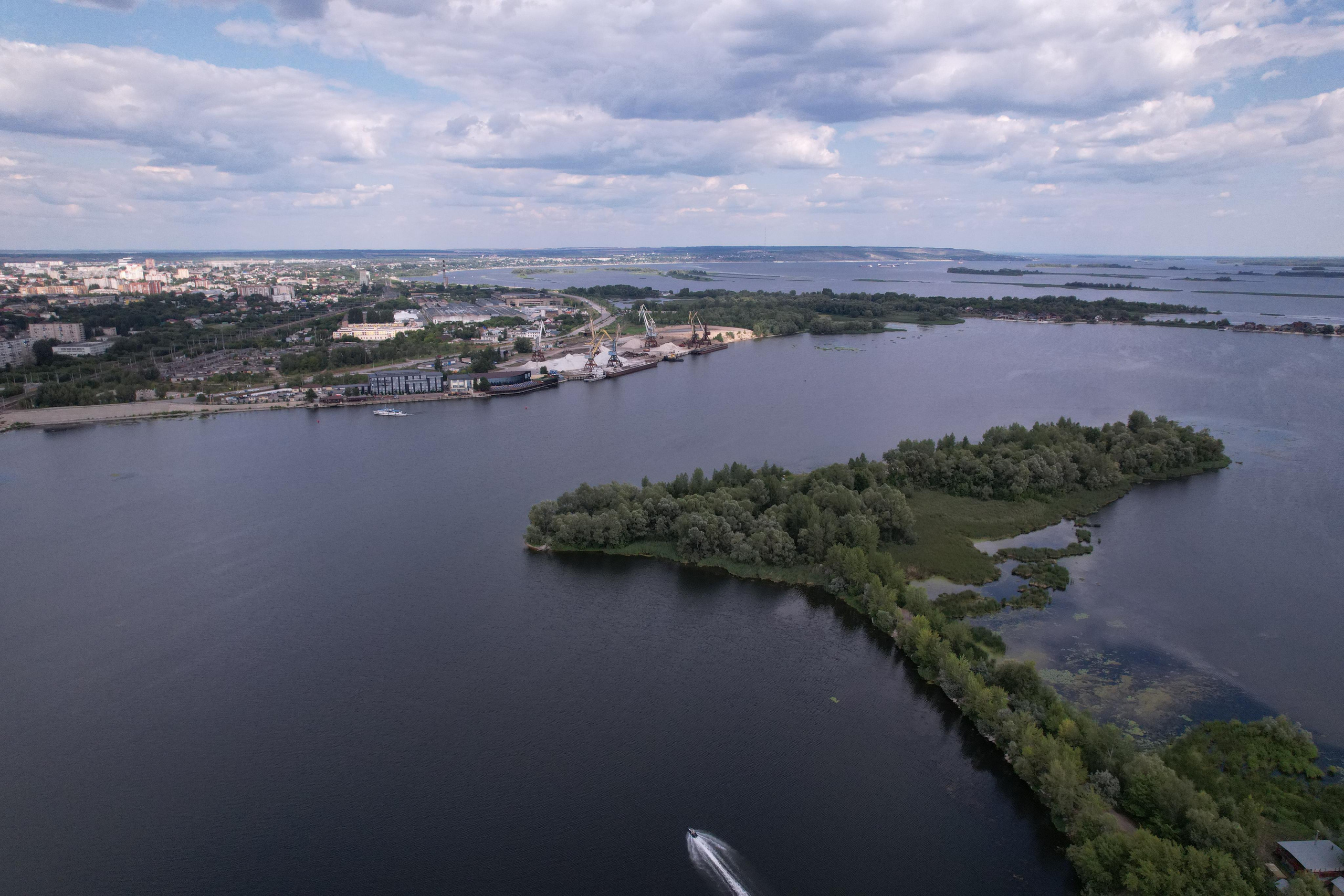 DJI — первый полёт. Свадебный, семейный и школьный фотограф в Сызрани Максим Баталов