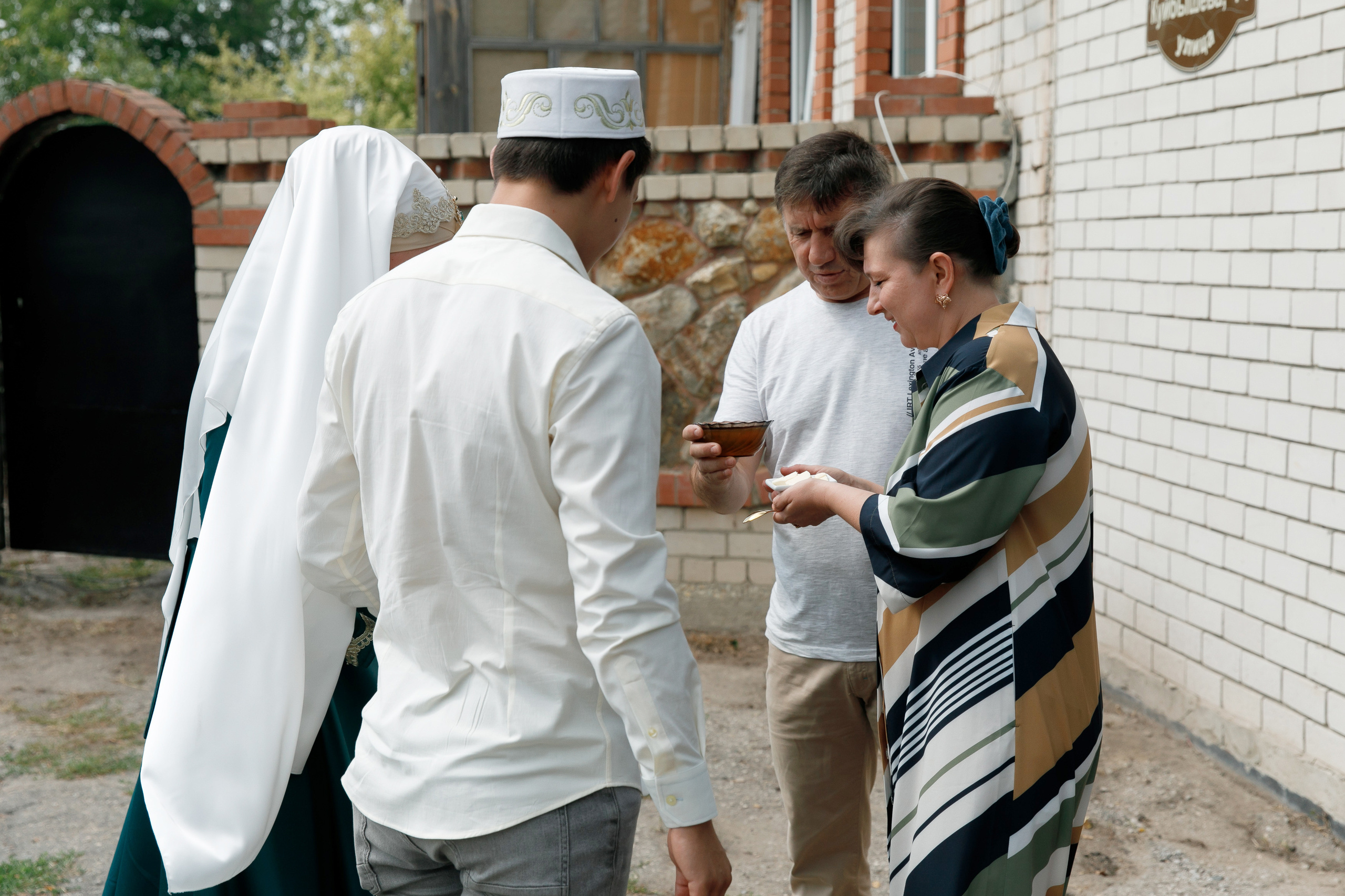Эмиль и Регина Никах. Свадебный, семейный и школьный фотограф в Сызрани Максим Баталов