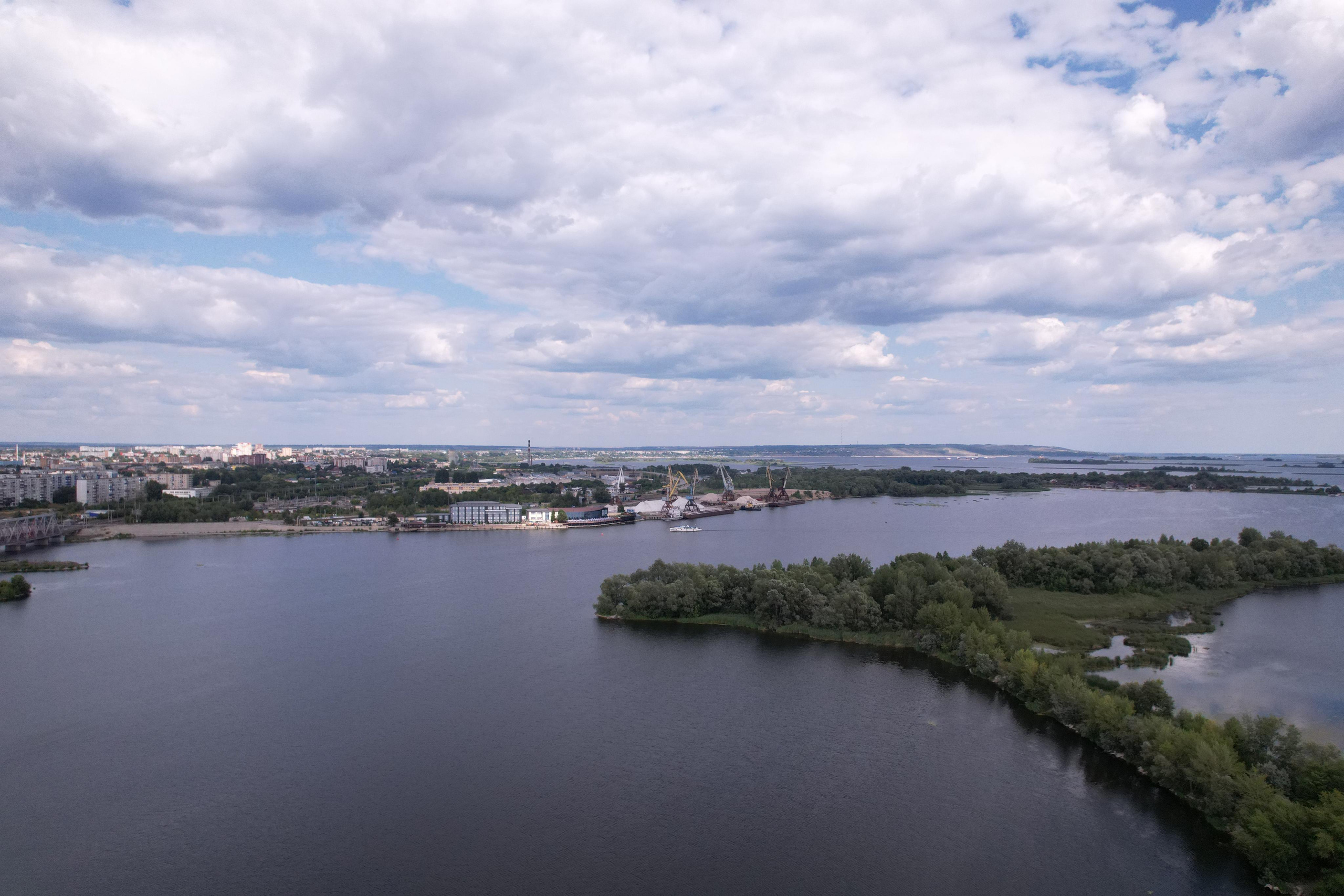 DJI — первый полёт. Свадебный, семейный и школьный фотограф в Сызрани Максим Баталов