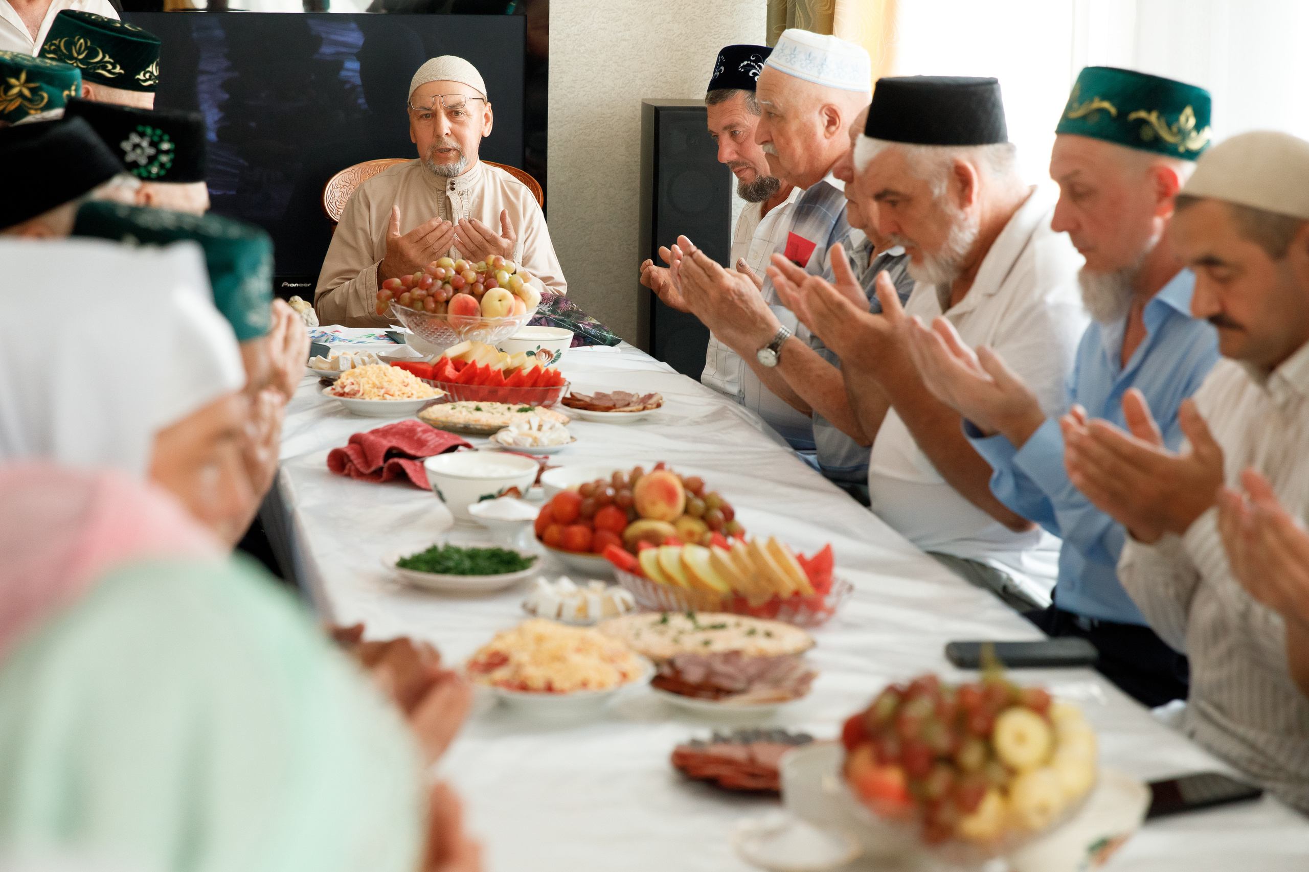 Эмиль и Регина Никах. Свадебный, семейный и школьный фотограф в Сызрани Максим Баталов