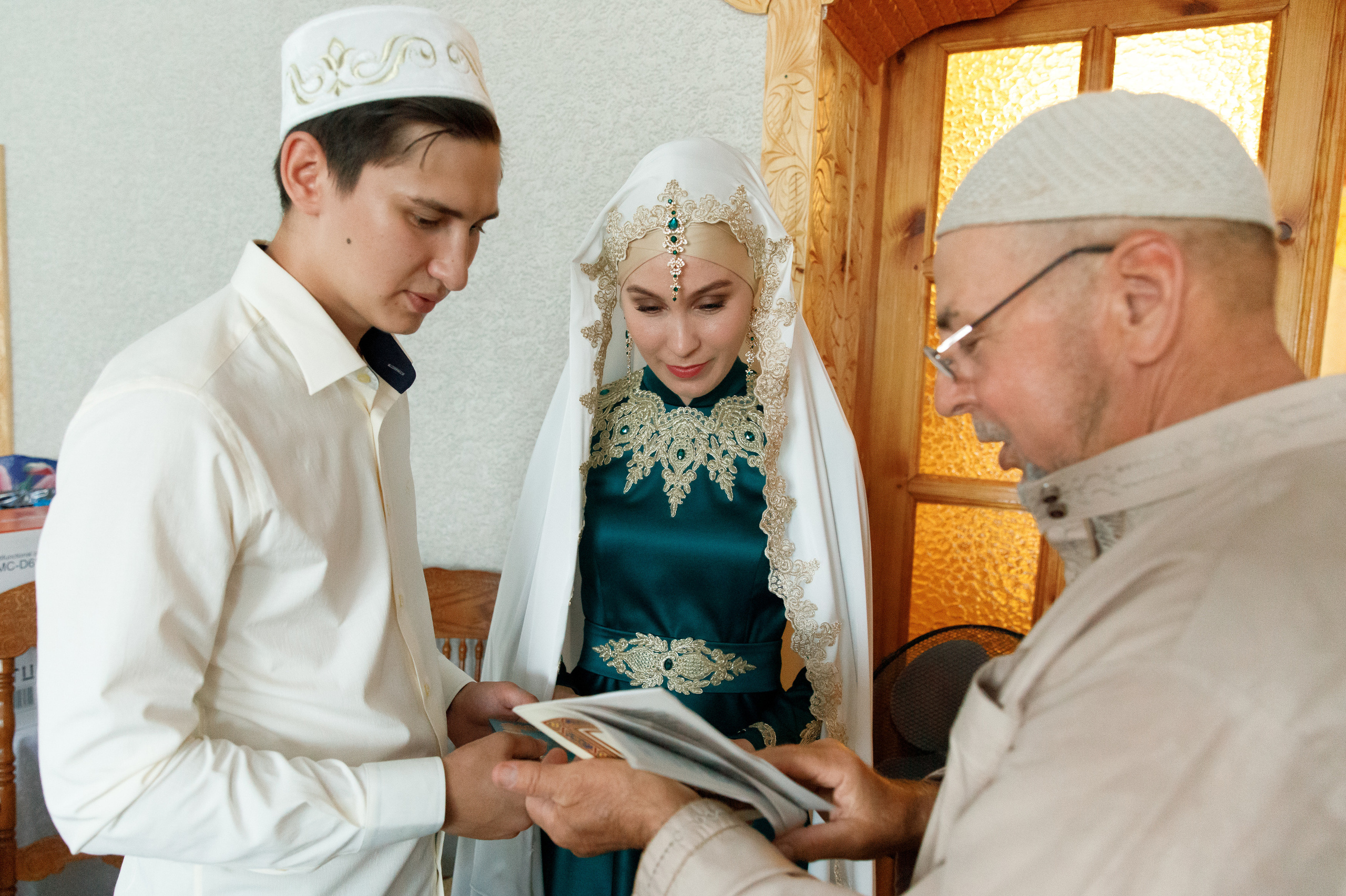 Эмиль и Регина Никах. Свадебный, семейный и школьный фотограф в Сызрани Максим Баталов