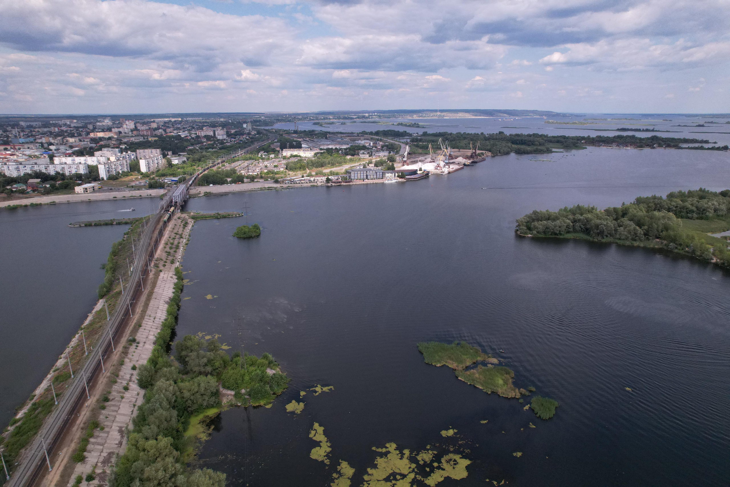 DJI — первый полёт. Свадебный, семейный и школьный фотограф в Сызрани Максим Баталов