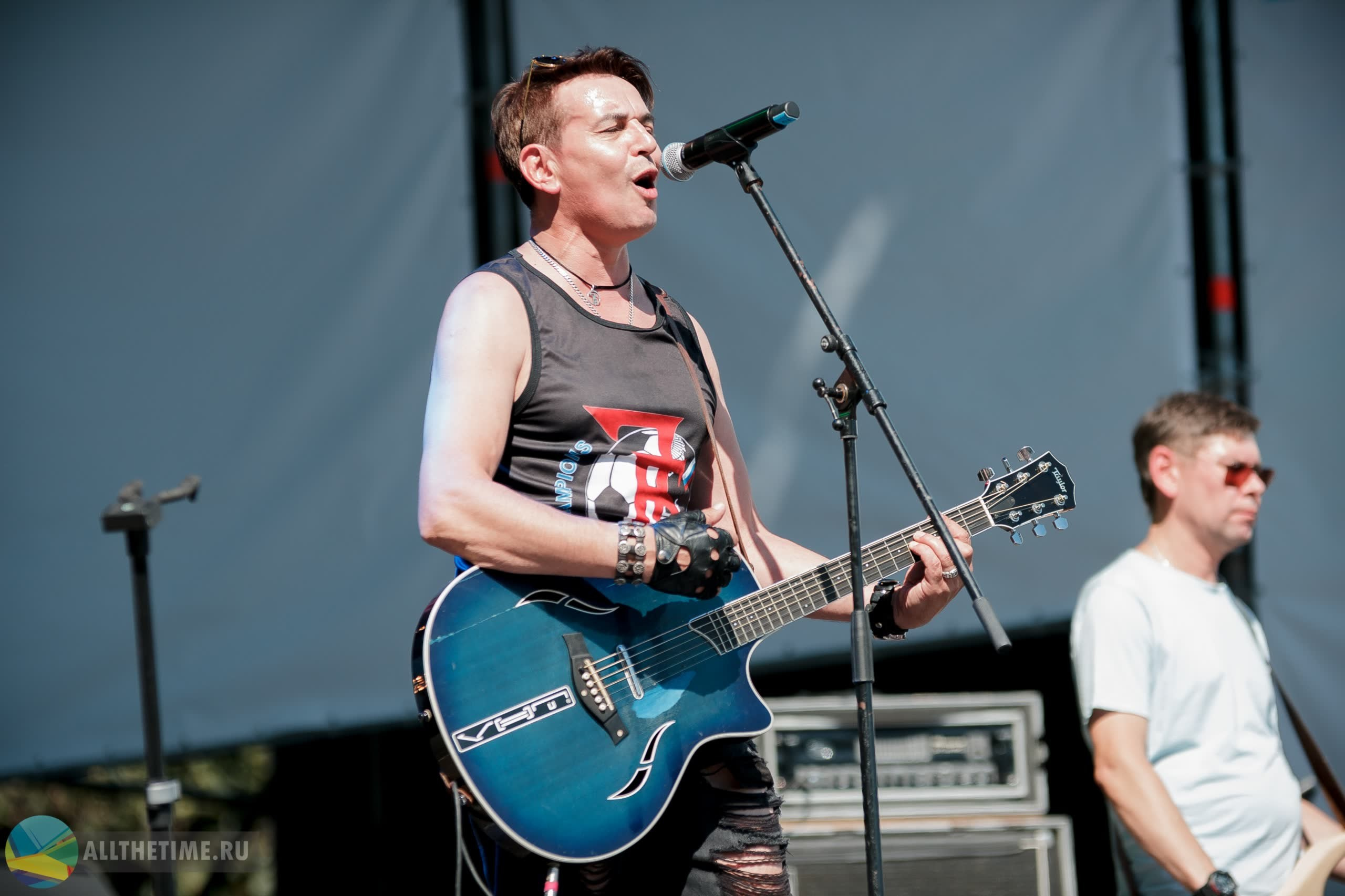 НАШИ В ГОРОДЕ. Магия музыки в кадре: Концертная Фотография