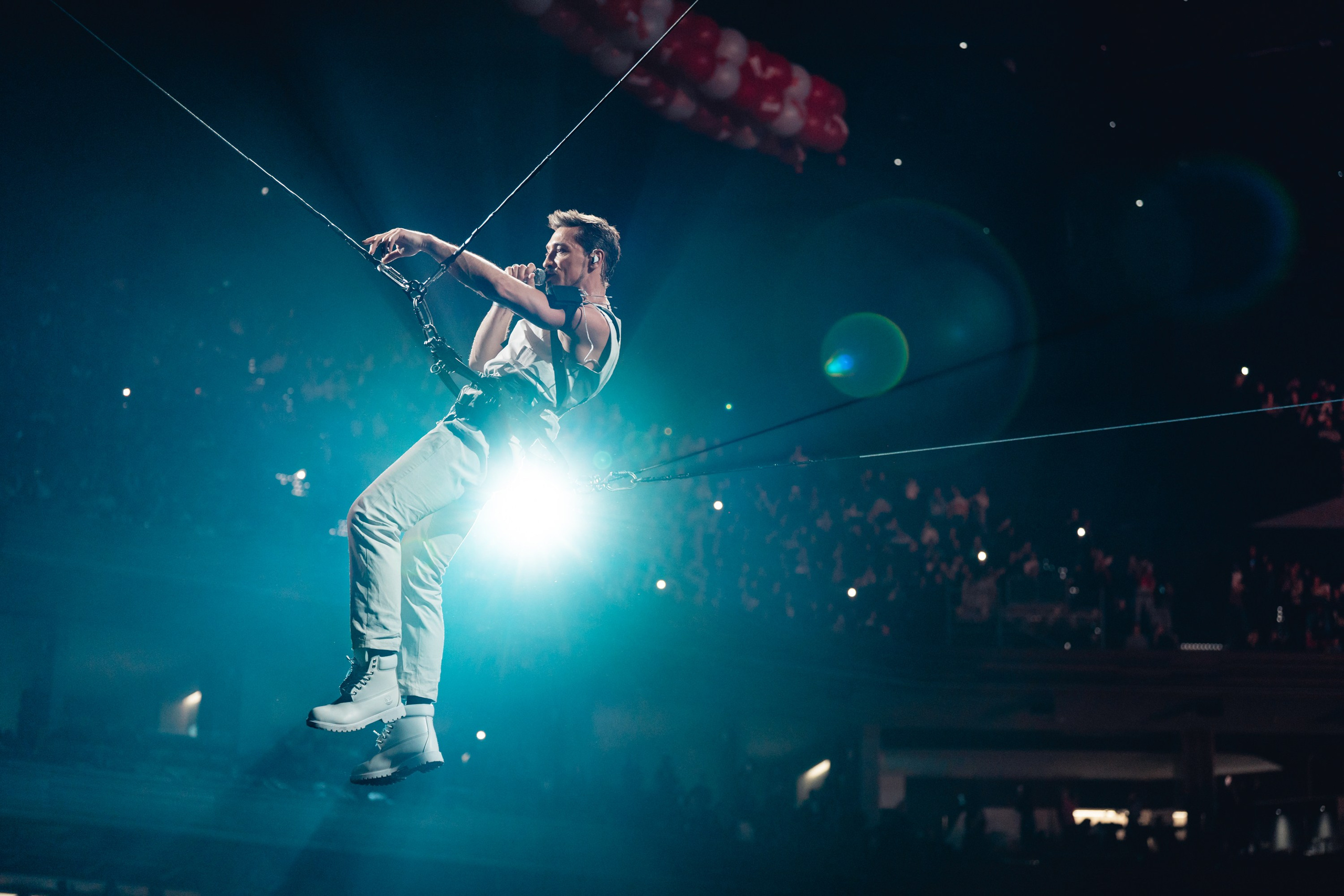 Дима Билан. Магия музыки в кадре: Концертная Фотография