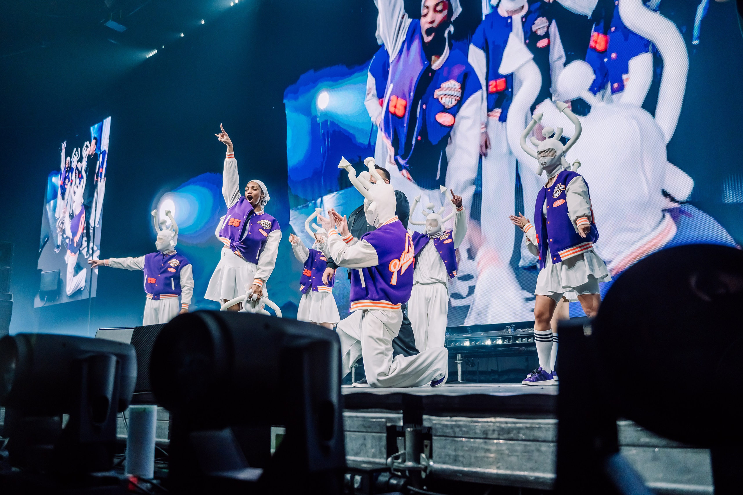 Руки вверх в Ледовом Дворце 15.11.2025. Детский фотограф, семейный фотограф и репортажи в Кемерово