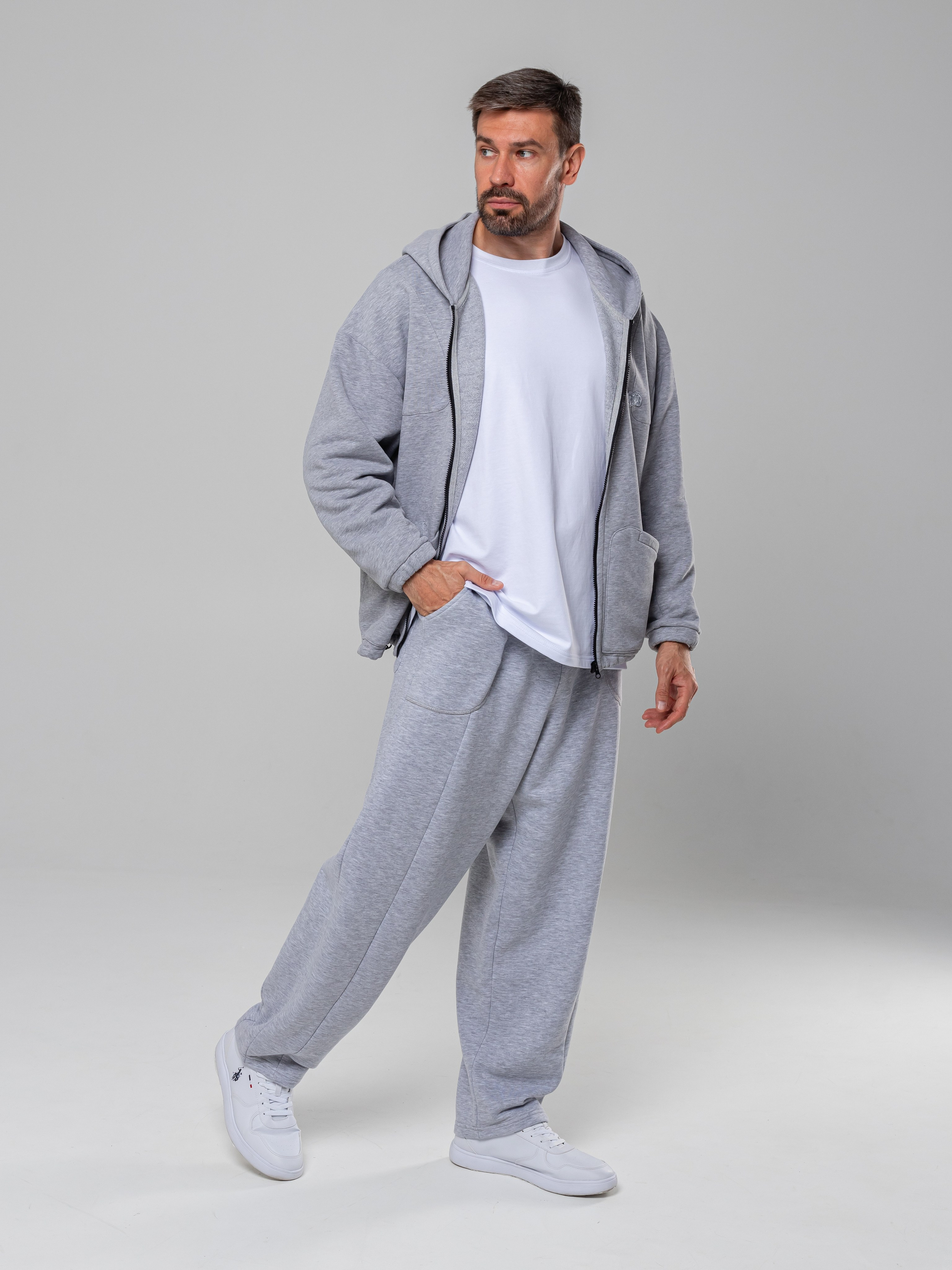 Худи и штаны. Фотограф в Краснодаре Арина Кудряшова