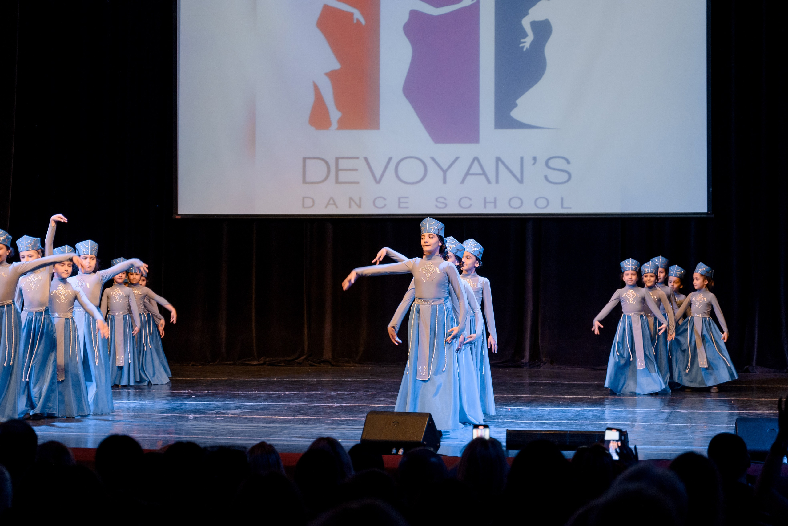 Театр. Главная