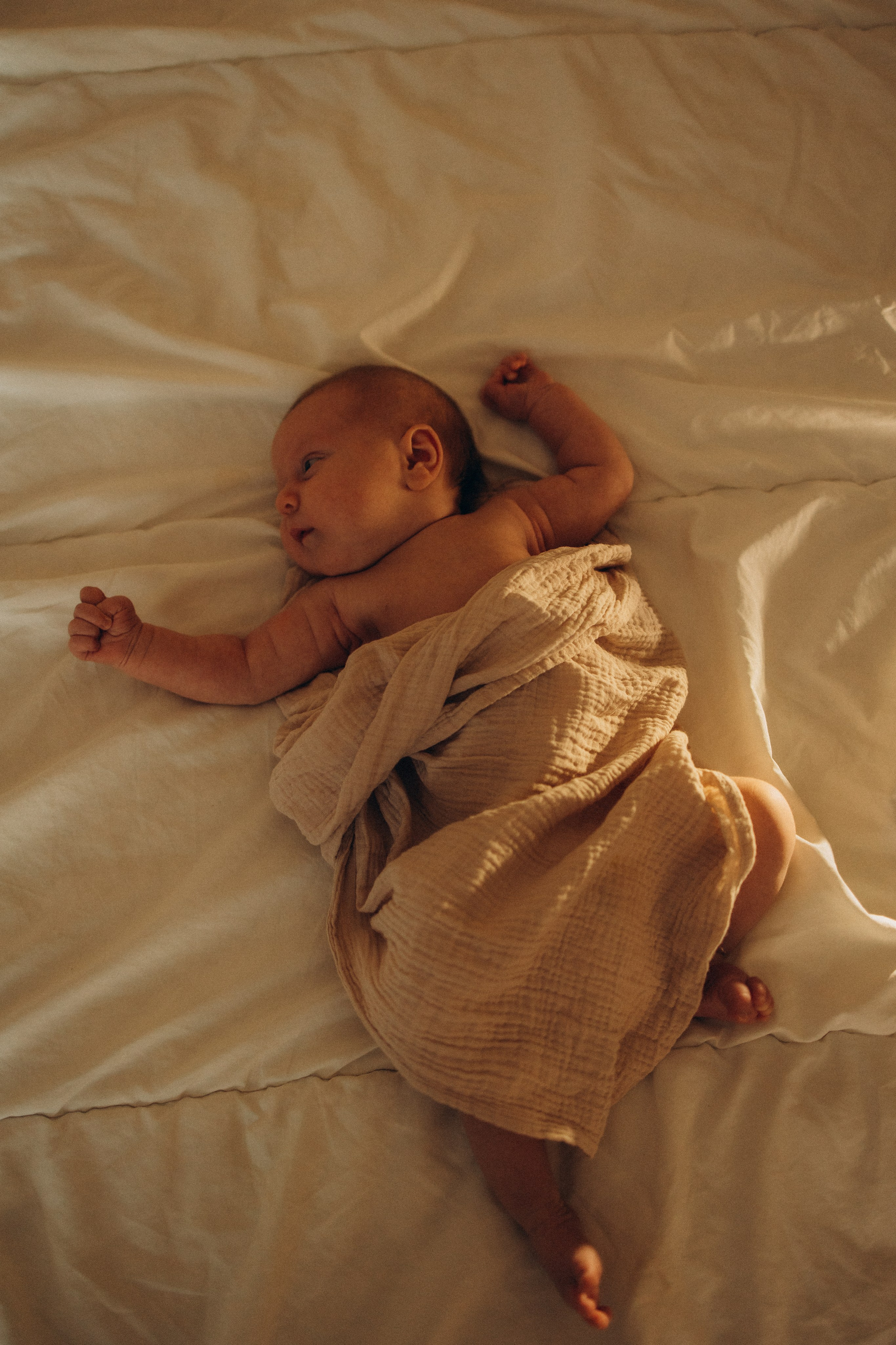 Домашняя фотосессия новорожденного (newborn). Семейный фотограф Москва Юлиана Фетисова