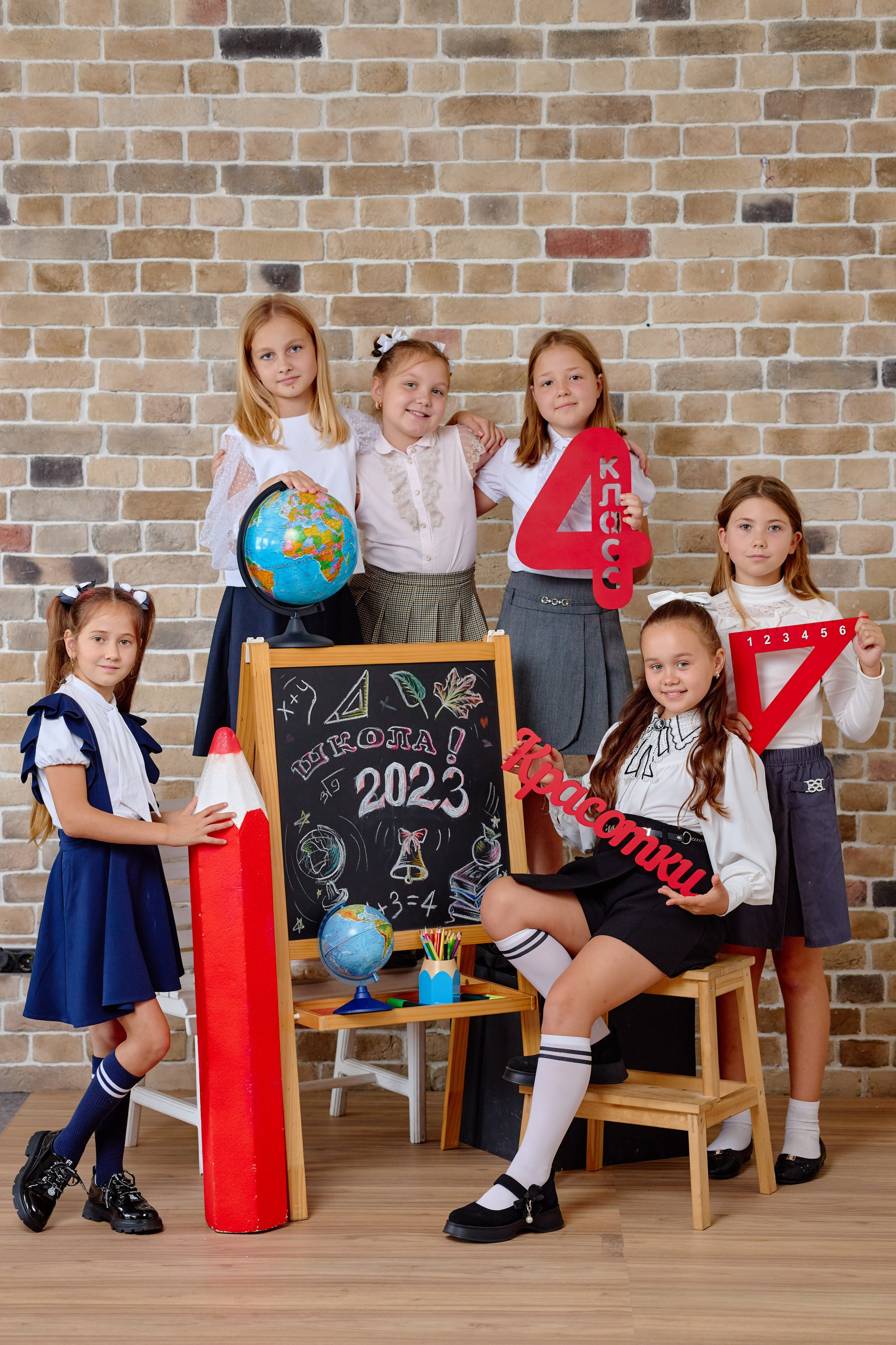 Сьемка групповых фото для выпускного альбома таганрог. Фотограф Выпускные альбомы Таганрог Сергей Коробченко