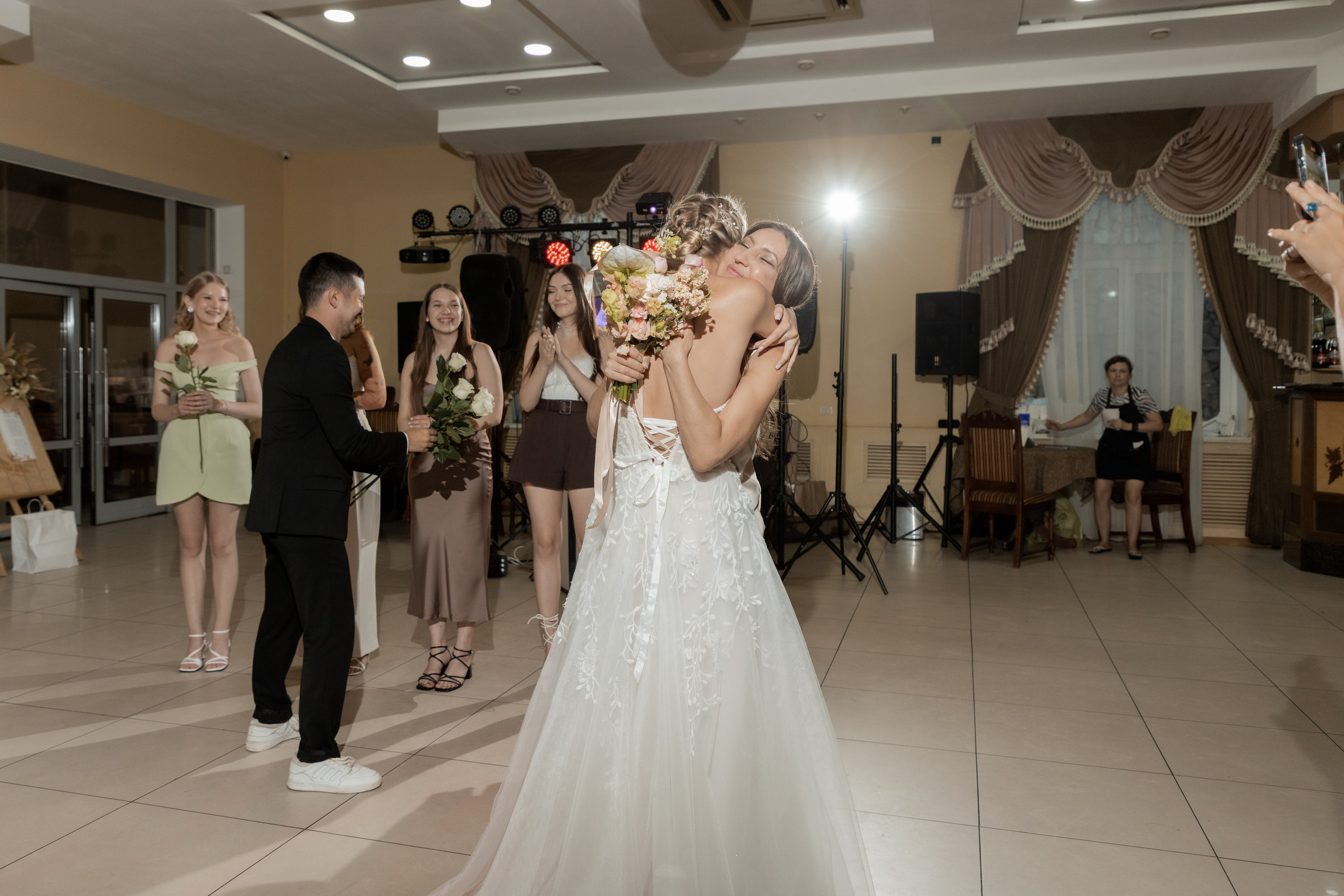 Роман и Александра (банкет). Свадебный фотограф Ангелина Сунгатулина | Саратов | Балаково | Вольск