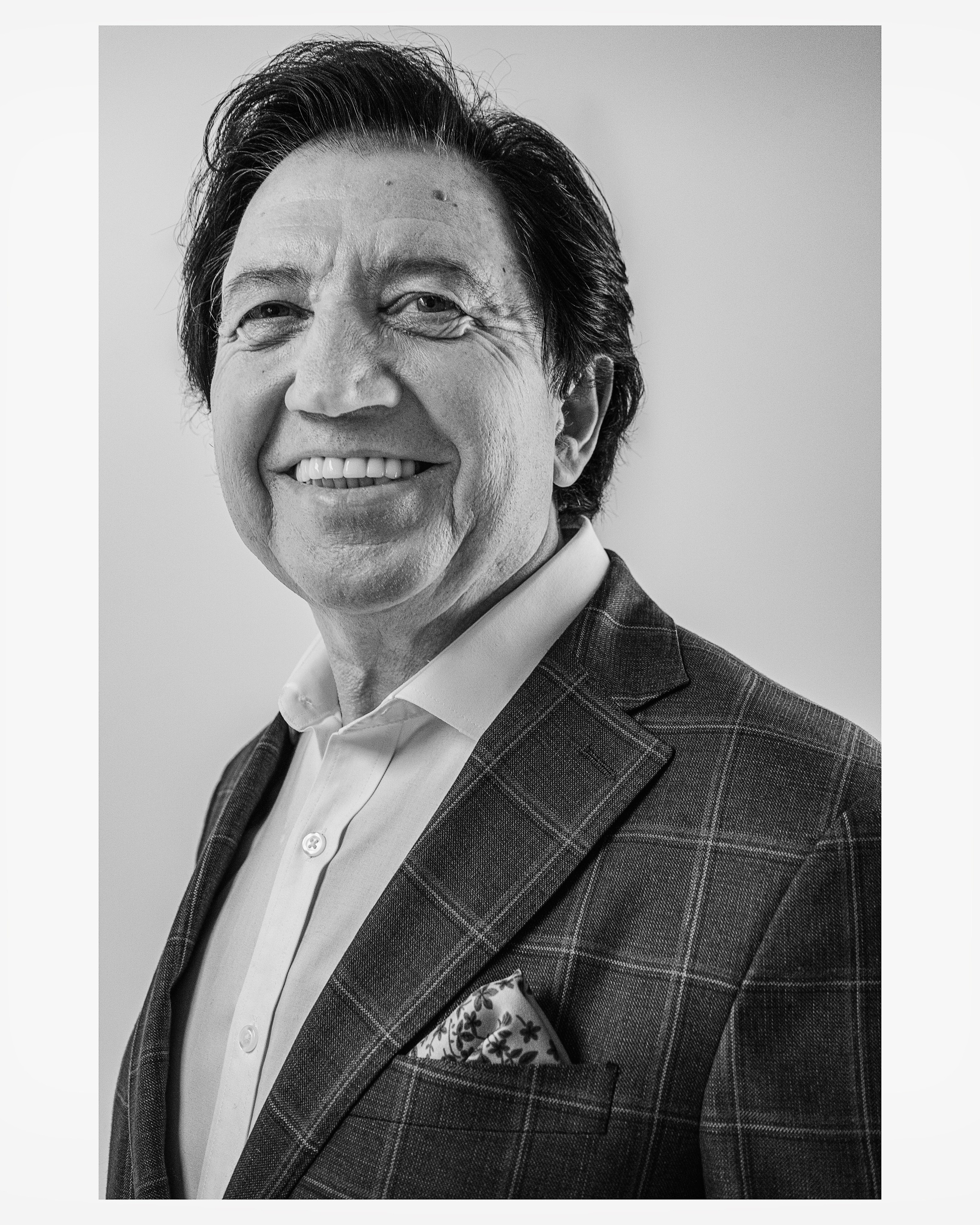 “Business portrait” Chief photographer Forbes premium shooting Dubai, Moscow. Portrait photographer Moscow, UAE, Oleg Koshmarov