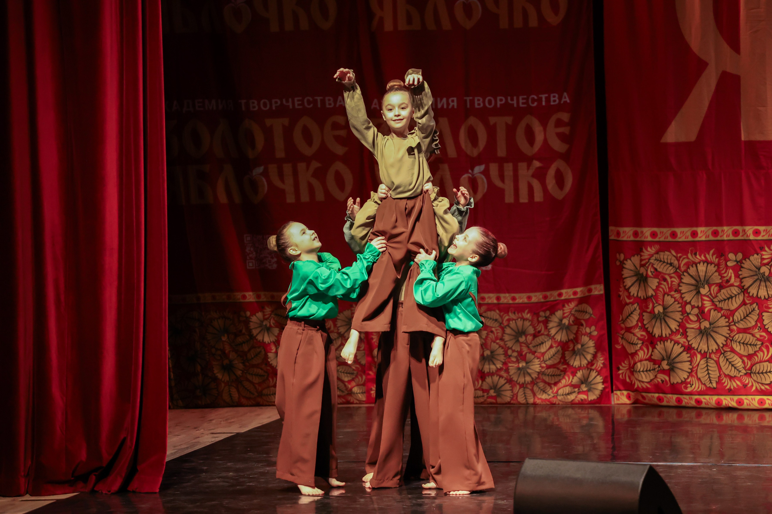 12 апреля, блок 1, г. Москва. Золотое яблочко