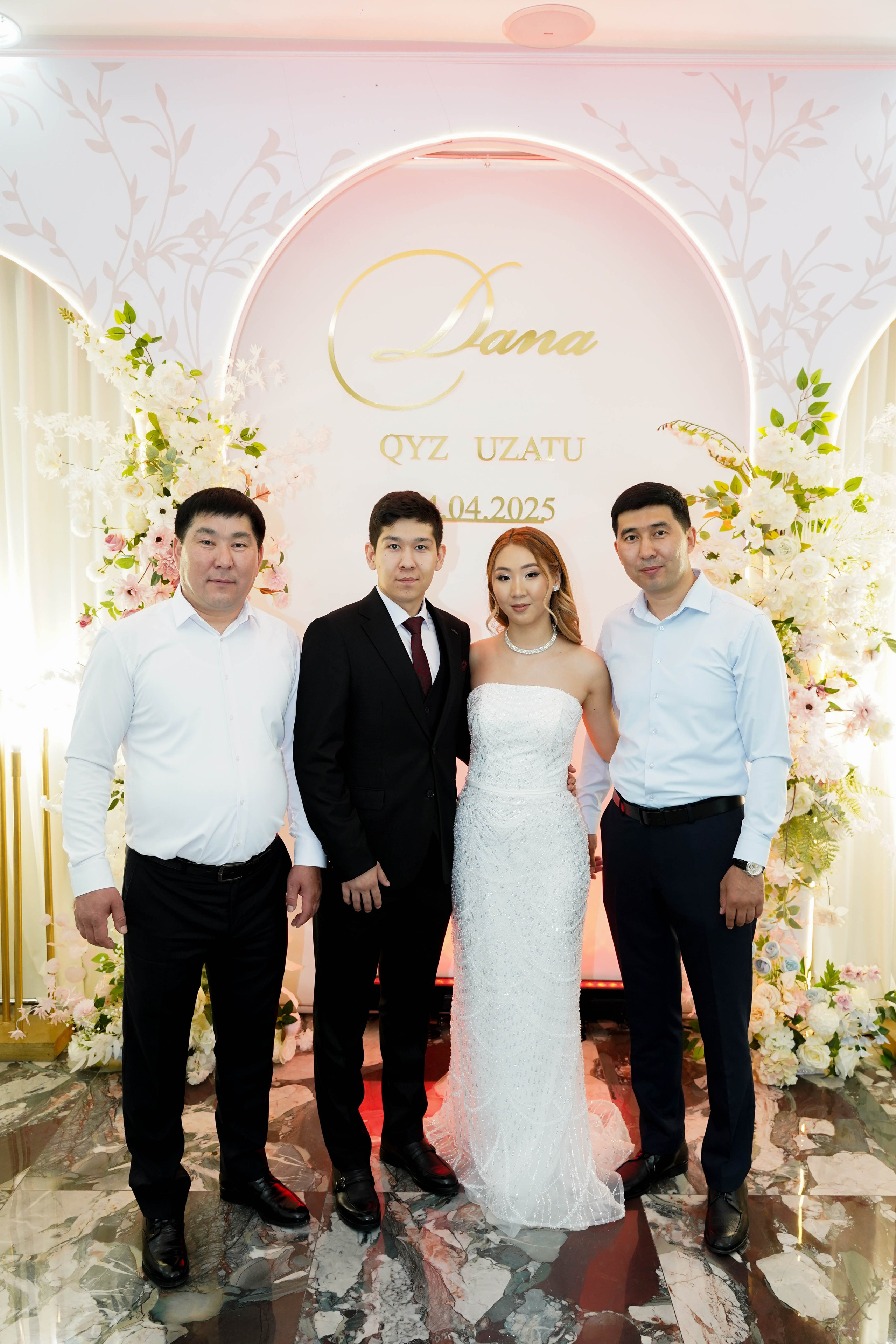 Dana uzatu. Фотограф Ернар Ержанов