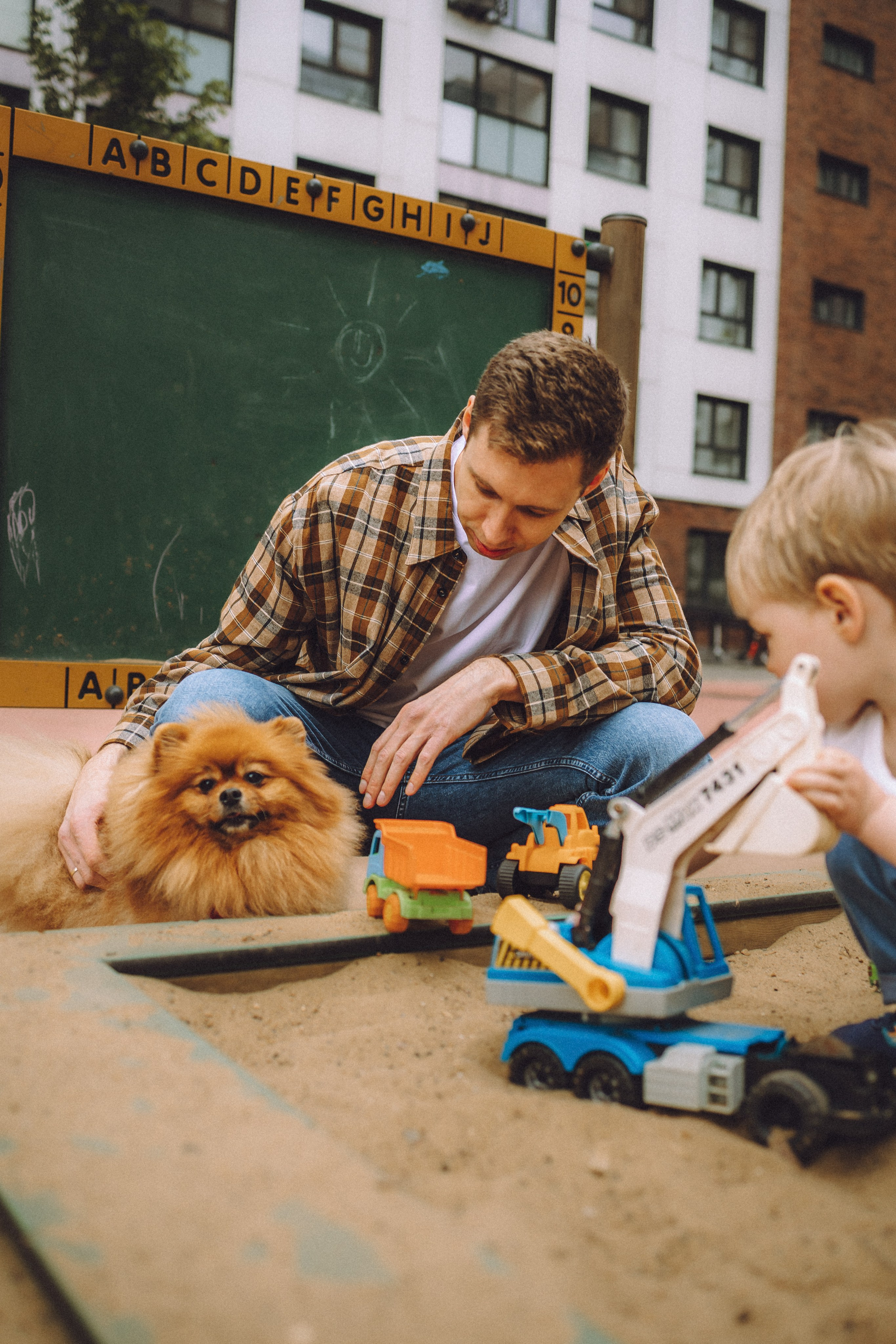 Лорик и его семья