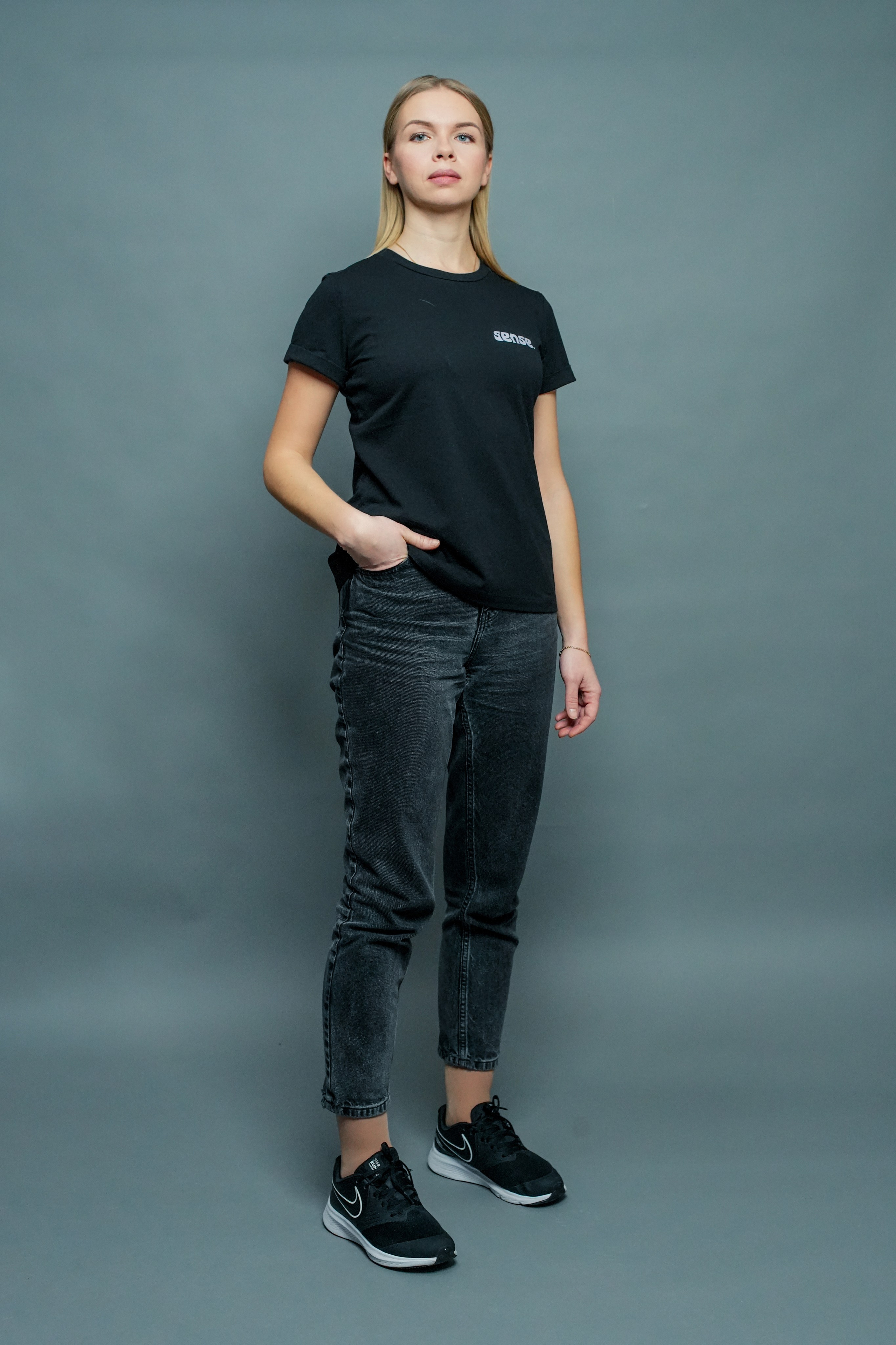 Актриса Давыдова Анастасия. Портретная съемка в Москве, студийный фотограф Игорь Фомин