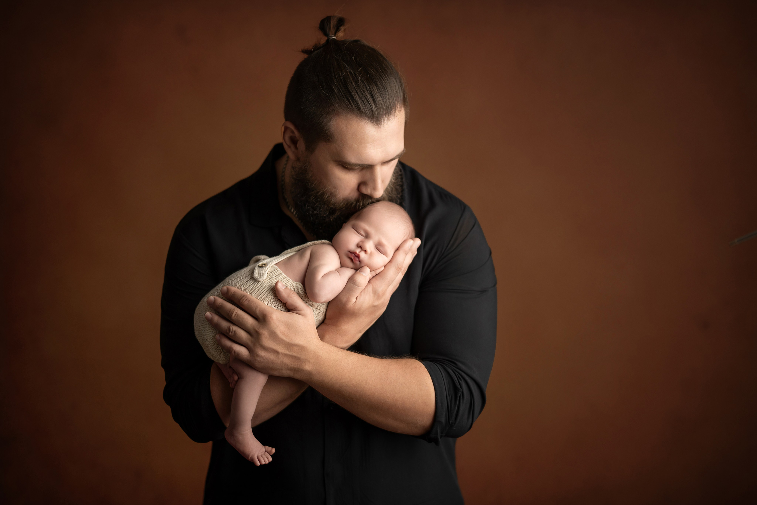 Newborn. Творческая команда Ульяшевы, свадебная и семейная фотография. Кахахста