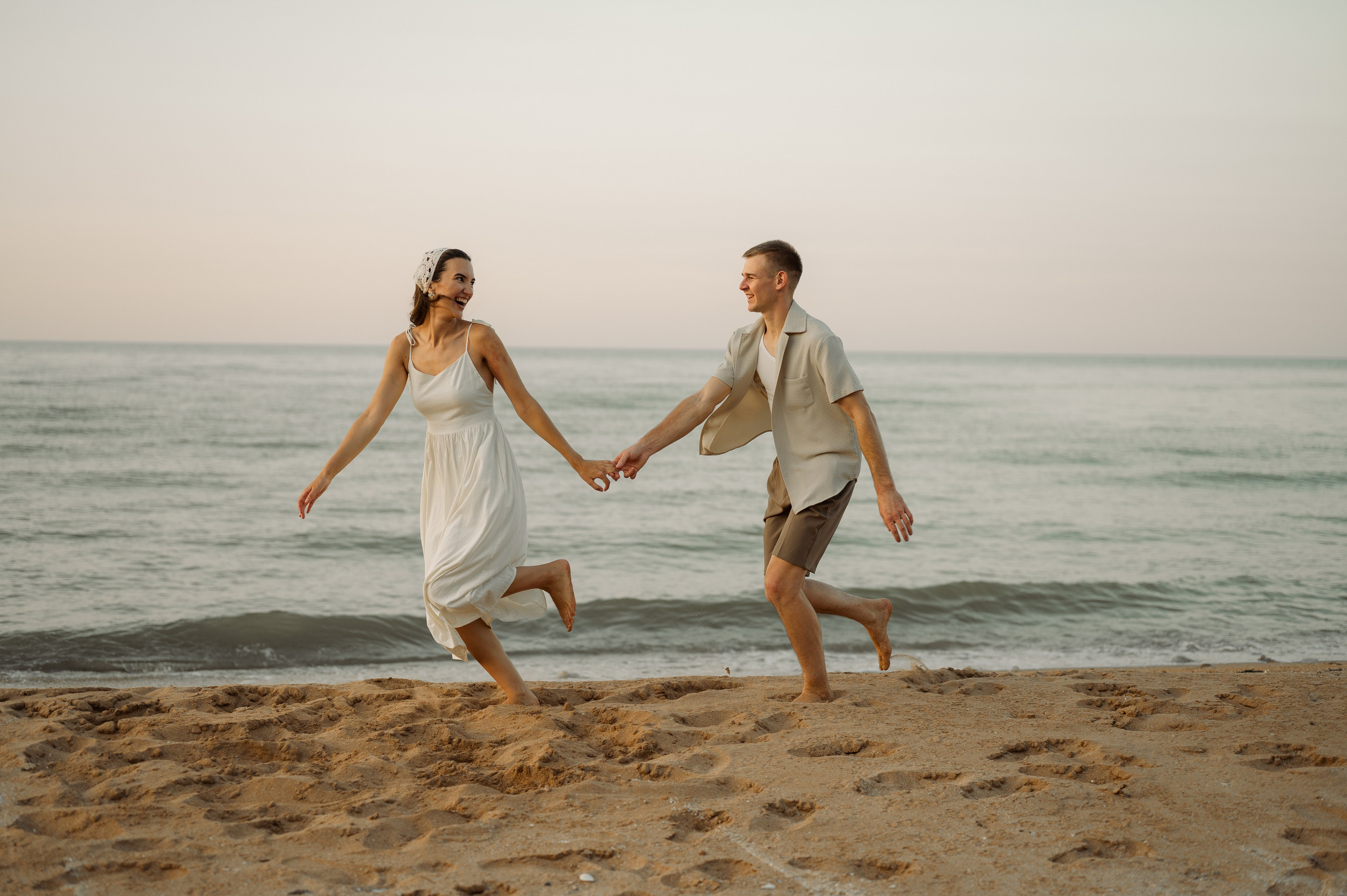 Предсвадебная съёмка на море🌊. Свадебный и семейный фотограф в Краснодаре Алина Мельник