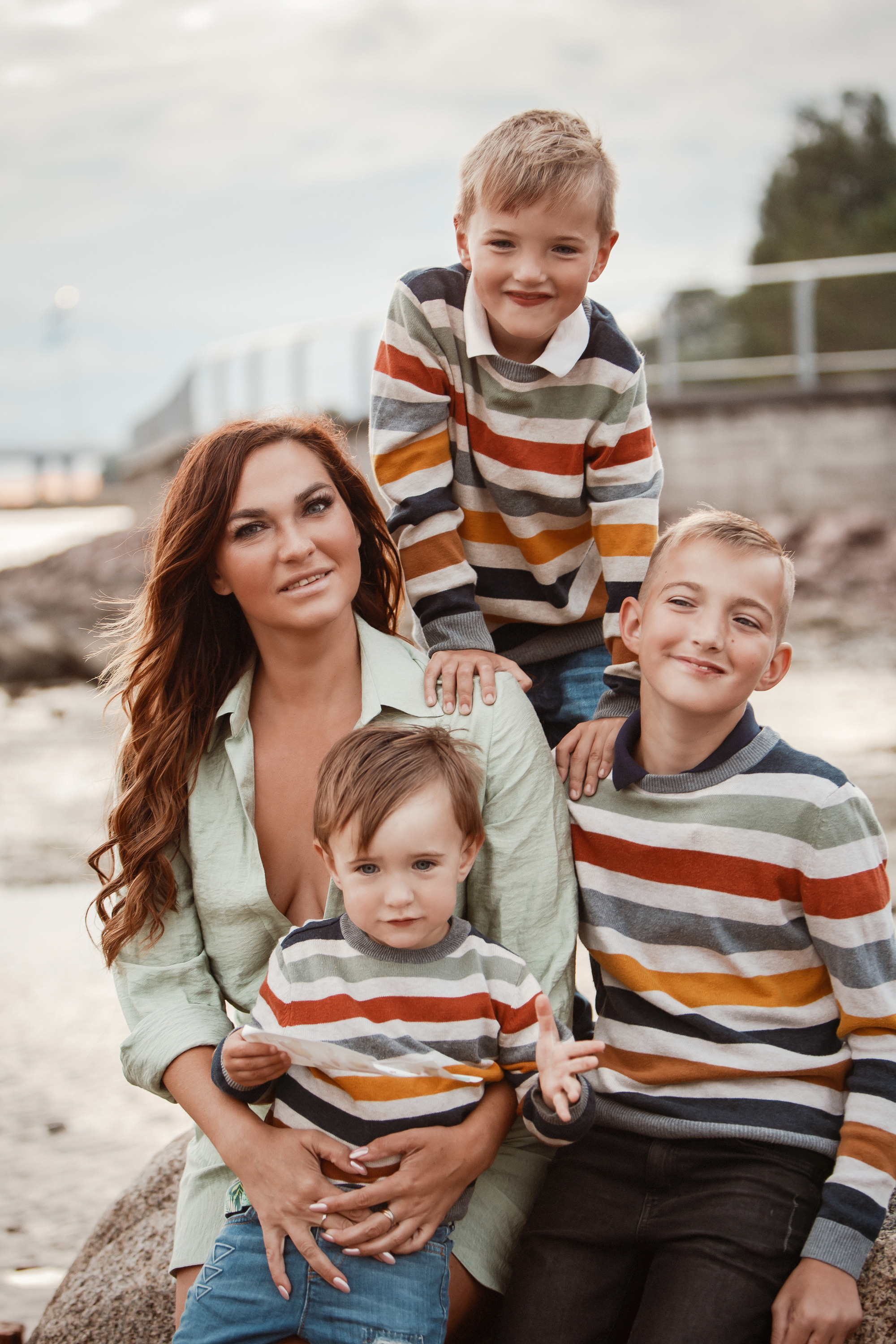 СЕМЬЯ. Фотостудия во Всеволожске. Подходит для всех творческих проектов