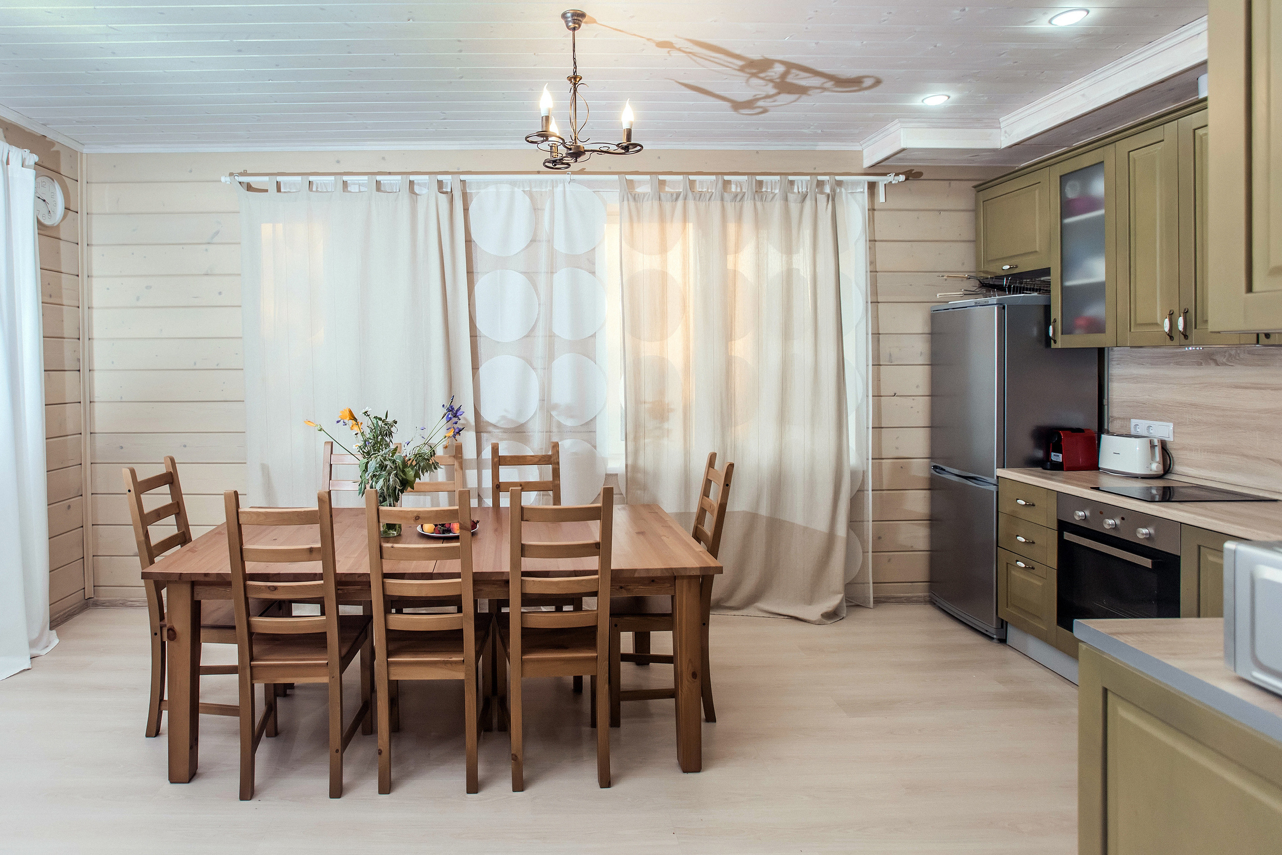 ИНТЕРЬЕРЫ- Дома и квартиры. Фотостудия во Всеволожске. Подходит для всех творческих проектов