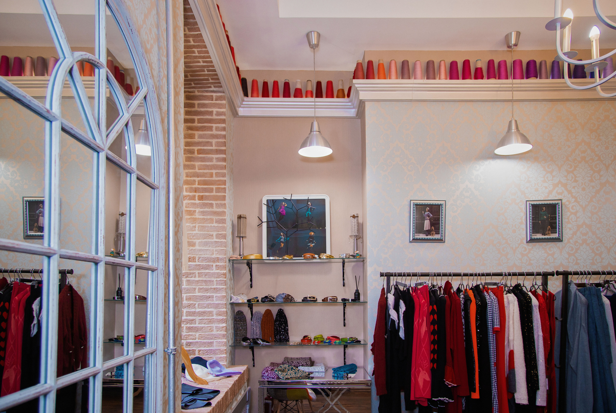 ИНТЕРЬЕРЫ- Коммерческие помещения. Фотостудия во Всеволожске. Подходит для всех творческих проектов