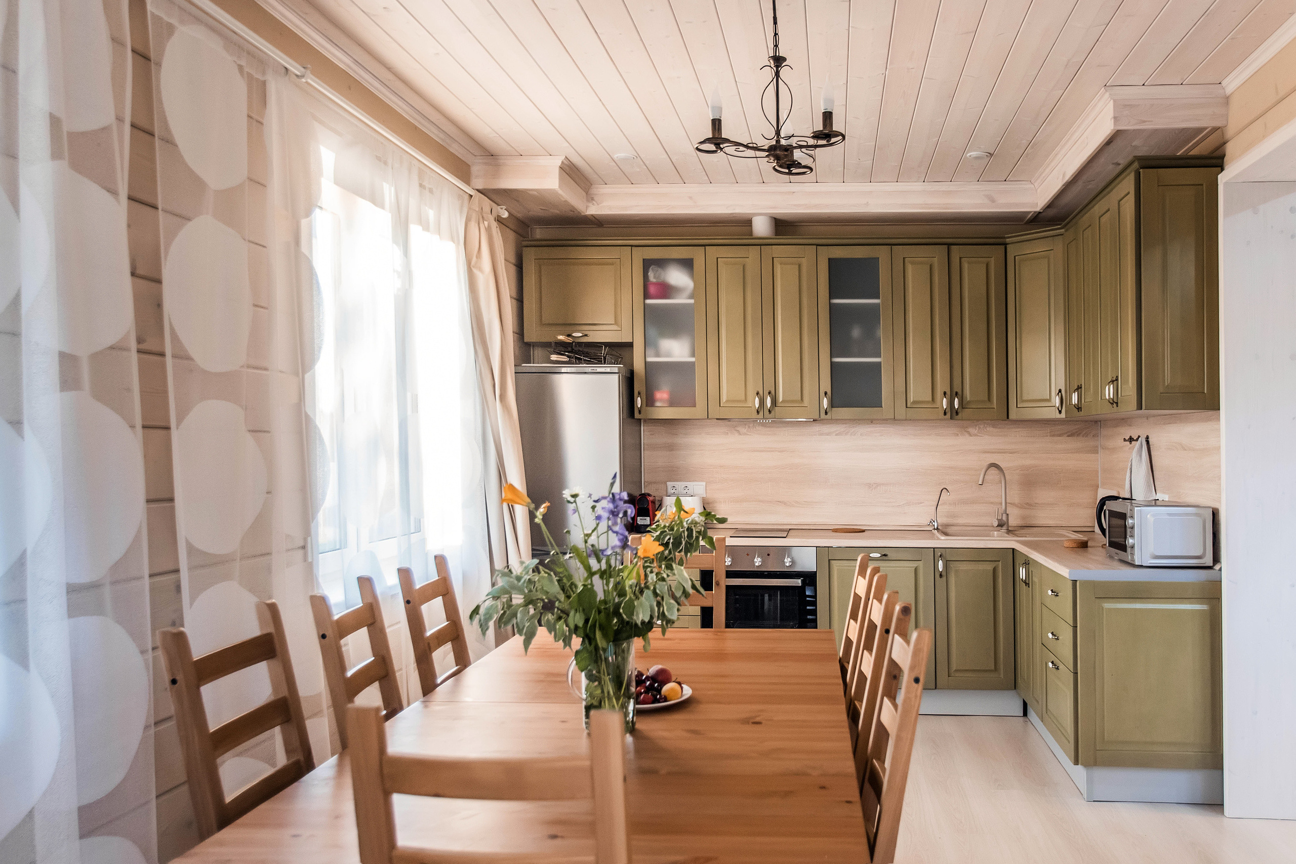 ИНТЕРЬЕРЫ- Дома и квартиры. Фотостудия во Всеволожске. Подходит для всех творческих проектов